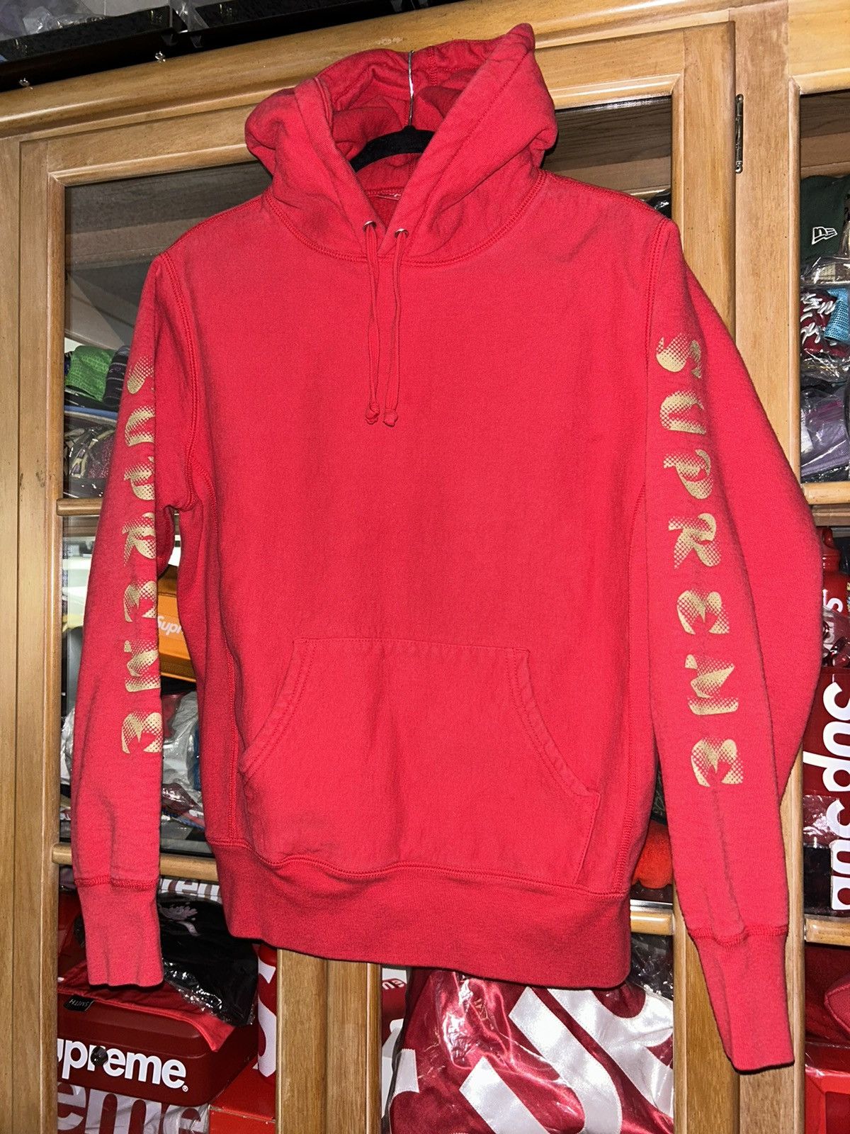 Supreme Supreme Gradient Sleeve Hooded Sweatshirt FW18 size Small Size US S / EU 44-46 / 1 - 1 Thumbnail