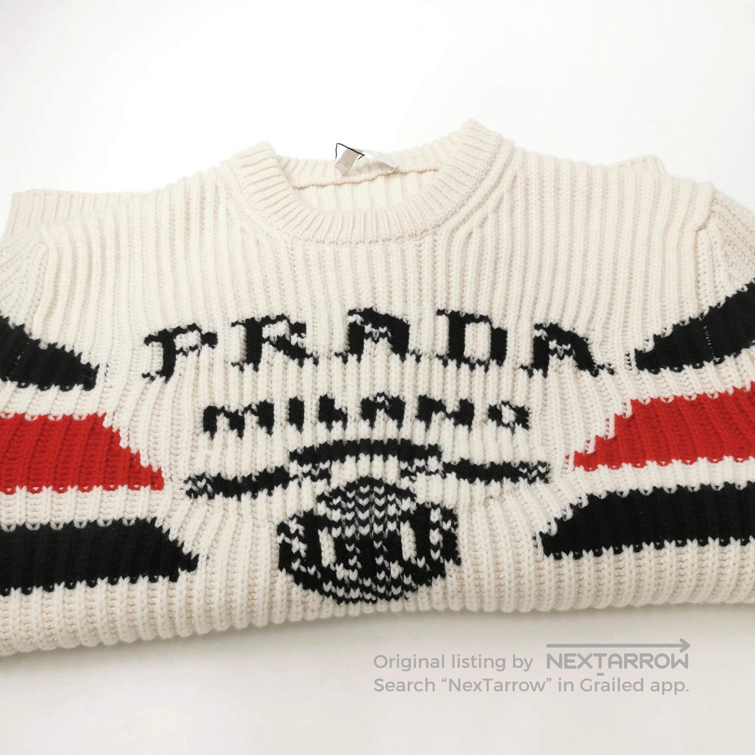 Prada Prada Logo Crewneck Sweater in Cashmere . Size L / US 10 / IT 46 - 3 Thumbnail