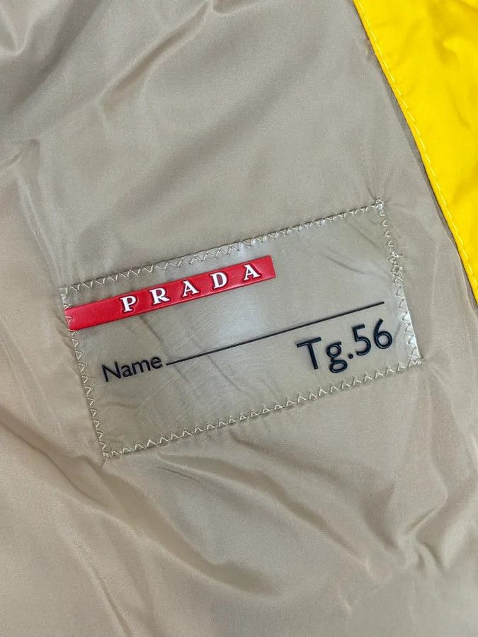 Prada 2000s Prada Yellow Down Quilted Puffer Vest Size US L / EU 52-54 / 3 - 12 Thumbnail