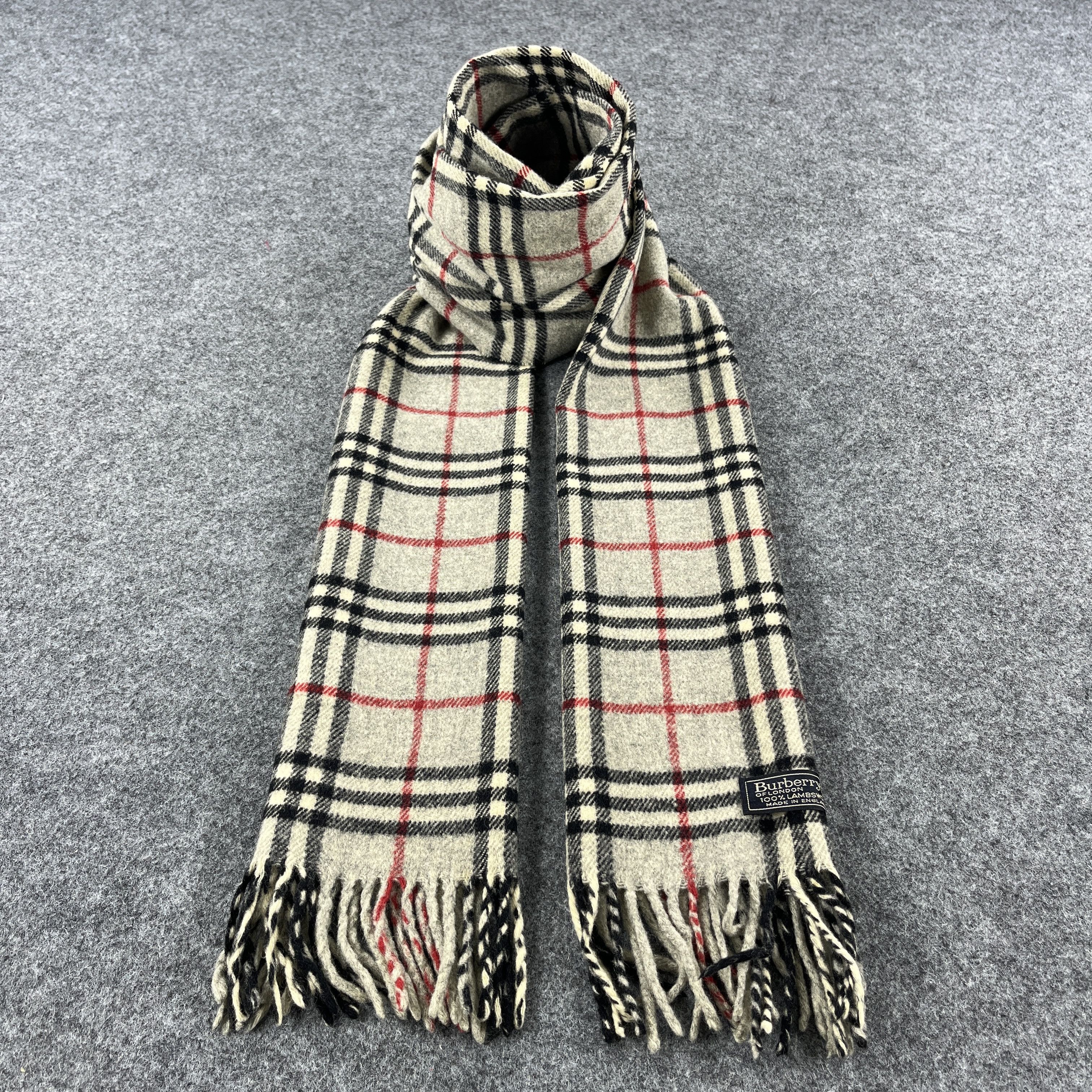 Burberry Burberry Scarf / Muffler / Neckwear T1238 Size ONE SIZE - 1 Thumbnail