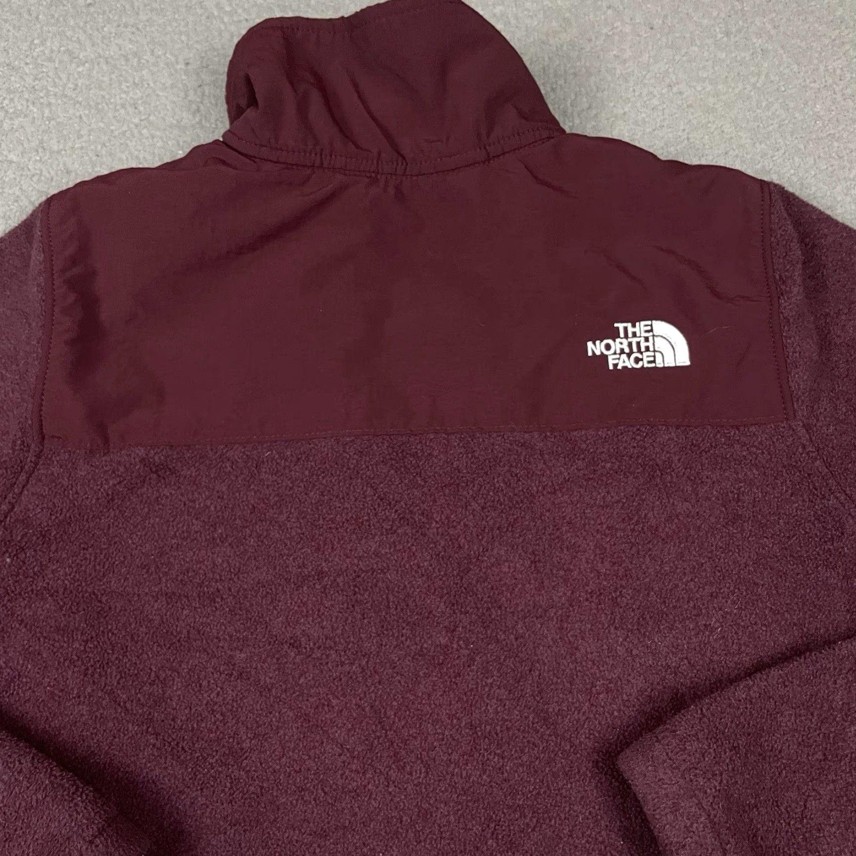 The North Face VINTAGE The North Face Sweater Womens XS Red Pockets 1/2 Zip Fleece Pullover Distressed Size XS / US 0-2 / IT 36-38 - 6 Thumbnail