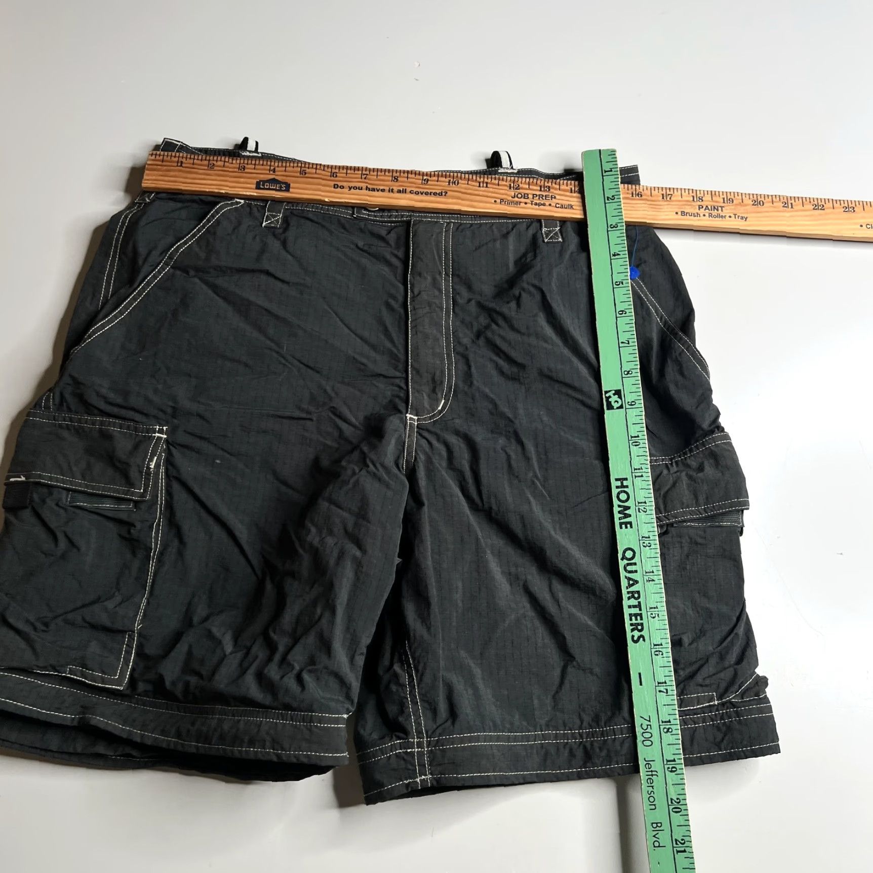 The North Face The North Face Shorts Mens 34 Black Nylon Cargo Ripstop Hiking Outdoor Trail Mens Regular Front Pocket Leather? Size US 34 / EU 50 - 8 Thumbnail