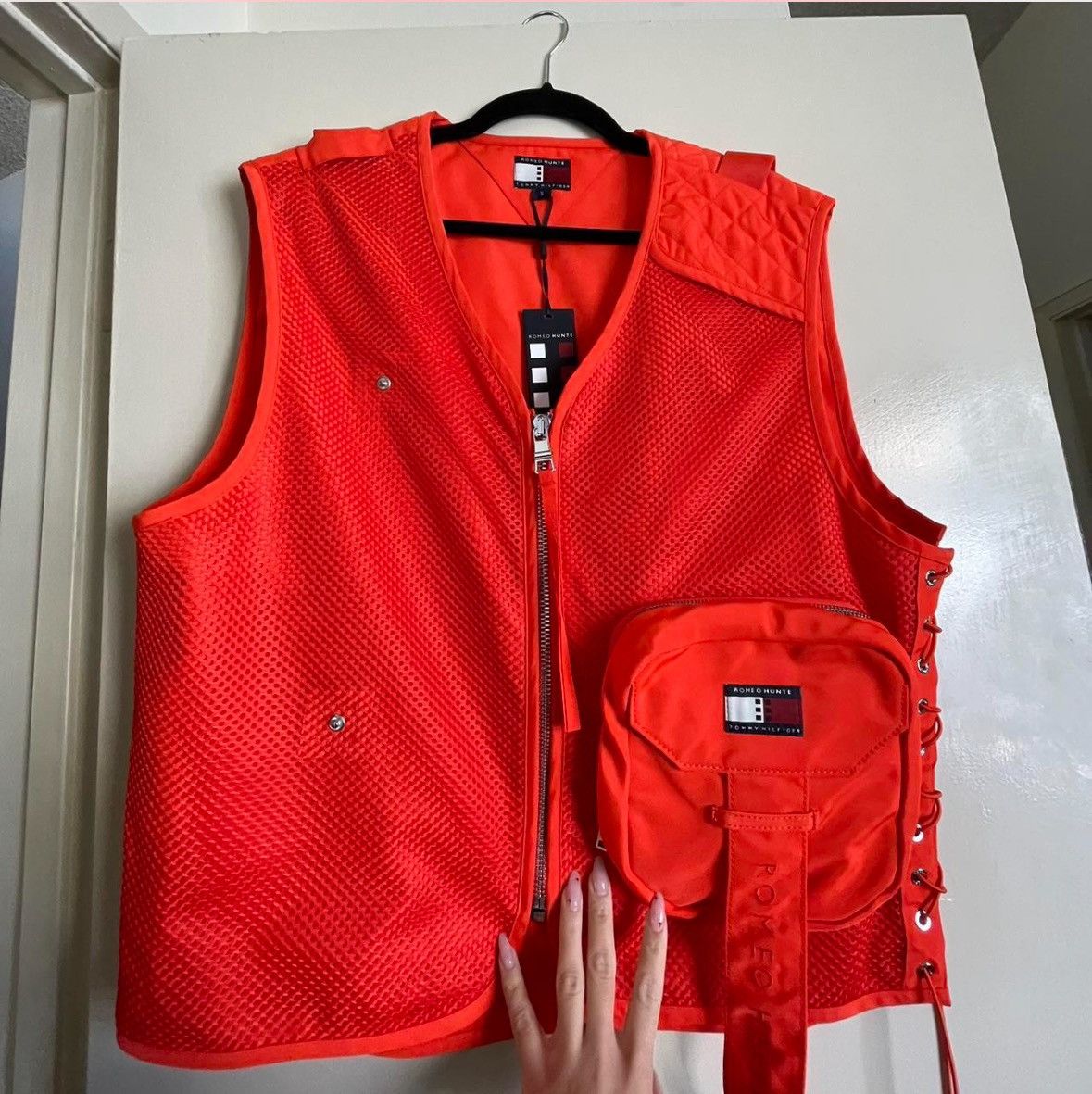Tommy Hilfiger Tommy Hilfiger x Romeo Hunt Unisex Vest Size US S / EU 44-46 / 1 - 3 Thumbnail