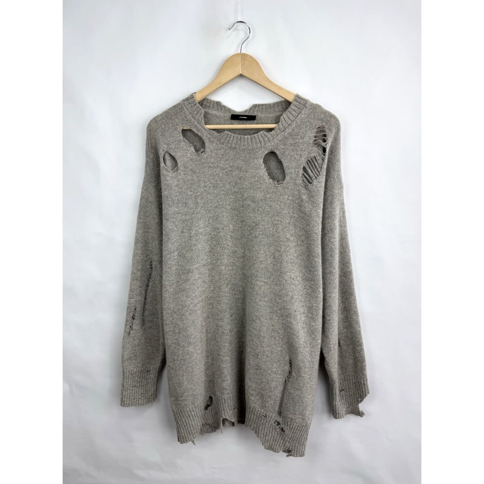 Diesel Diesel Sweater Wool Knit Alpaca Distressed Made in Italy Size L Gray Womens Pullover Vintage? Size L / US 10 / IT 46 - 6 Thumbnail