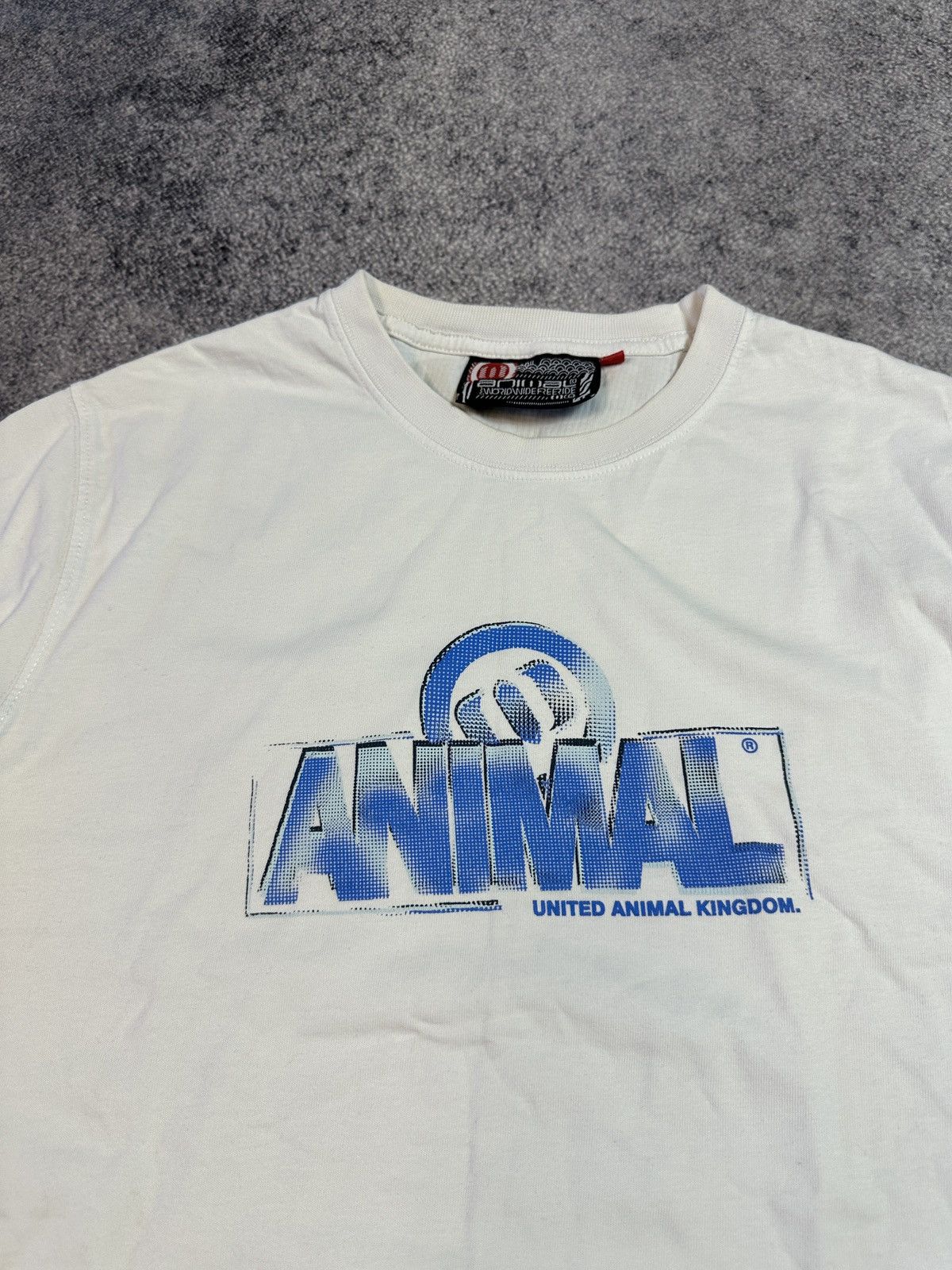 Vintage Vintage Y2K Animal Logo T-shirt Streetwear Rare USA Style M Size US M / EU 48-50 / 2 - 2 Thumbnail