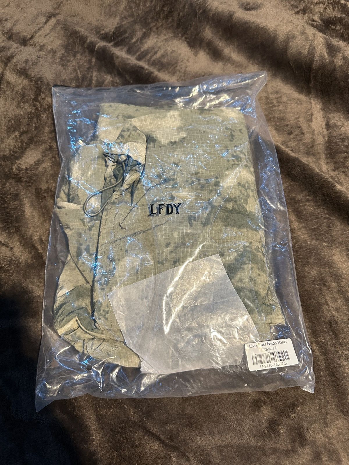 LFDY LFDY camo tracksuit for sale Size US S / EU 44-46 / 1 - 3 Thumbnail