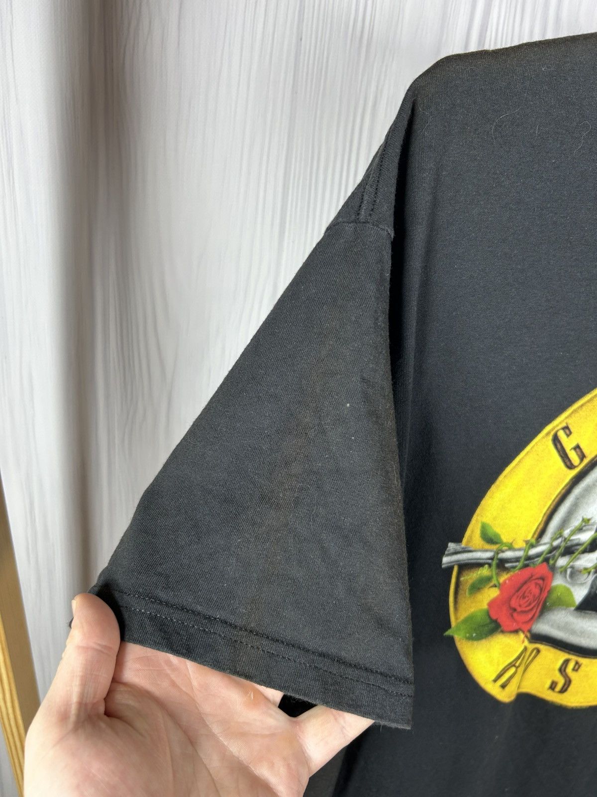 Band Tees Vintage 2004 Guns N Roses Band T-Shirt Size L Faded Size US L / EU 52-54 / 3 - 7 Thumbnail