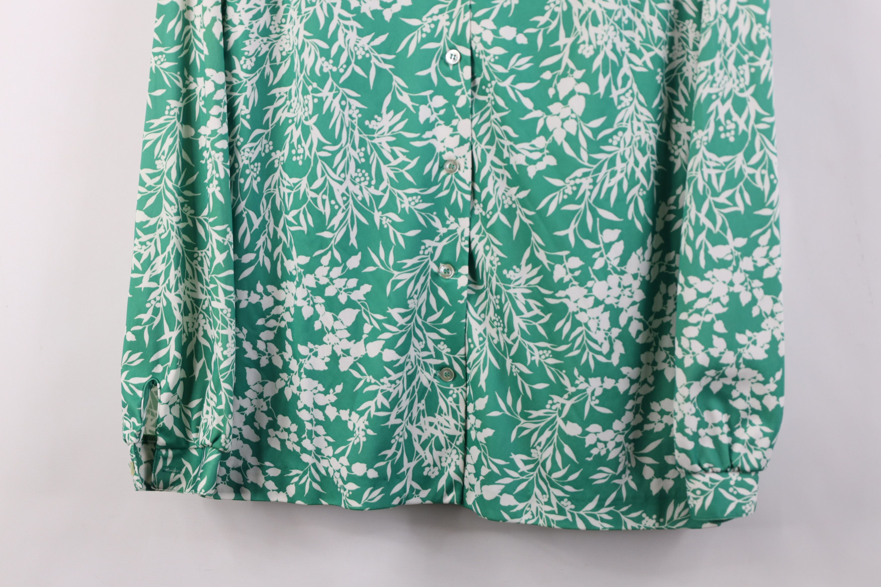 Vintage Vintage 70s Streetwear Modern Flower Knit Button Shirt USA Size L / US 10 / IT 46 - 3 Thumbnail