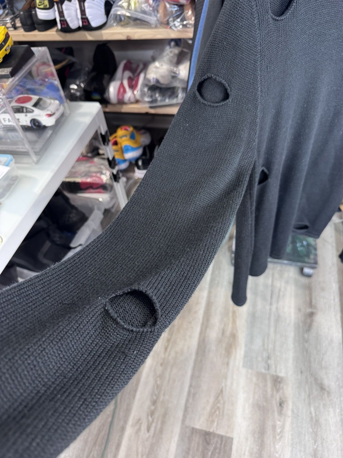 Balmain RARE HOLES KNIT BALMAIN SWEATER 2013 ( original owner ) Size US L / EU 52-54 / 3 - 7 Thumbnail