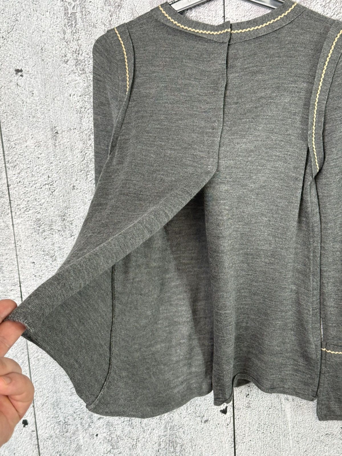 Prada Prada Grey Wool and Silk Knit Long Sleeve Open Back Sweater Size S / US 4 / IT 40 - 12 Thumbnail