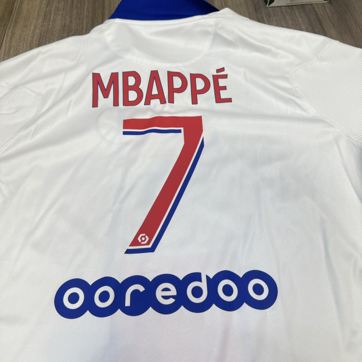 Nike PSG 20/21 away shirt #7 Mbappe Size US XL / EU 56 / 4 - 4 Thumbnail