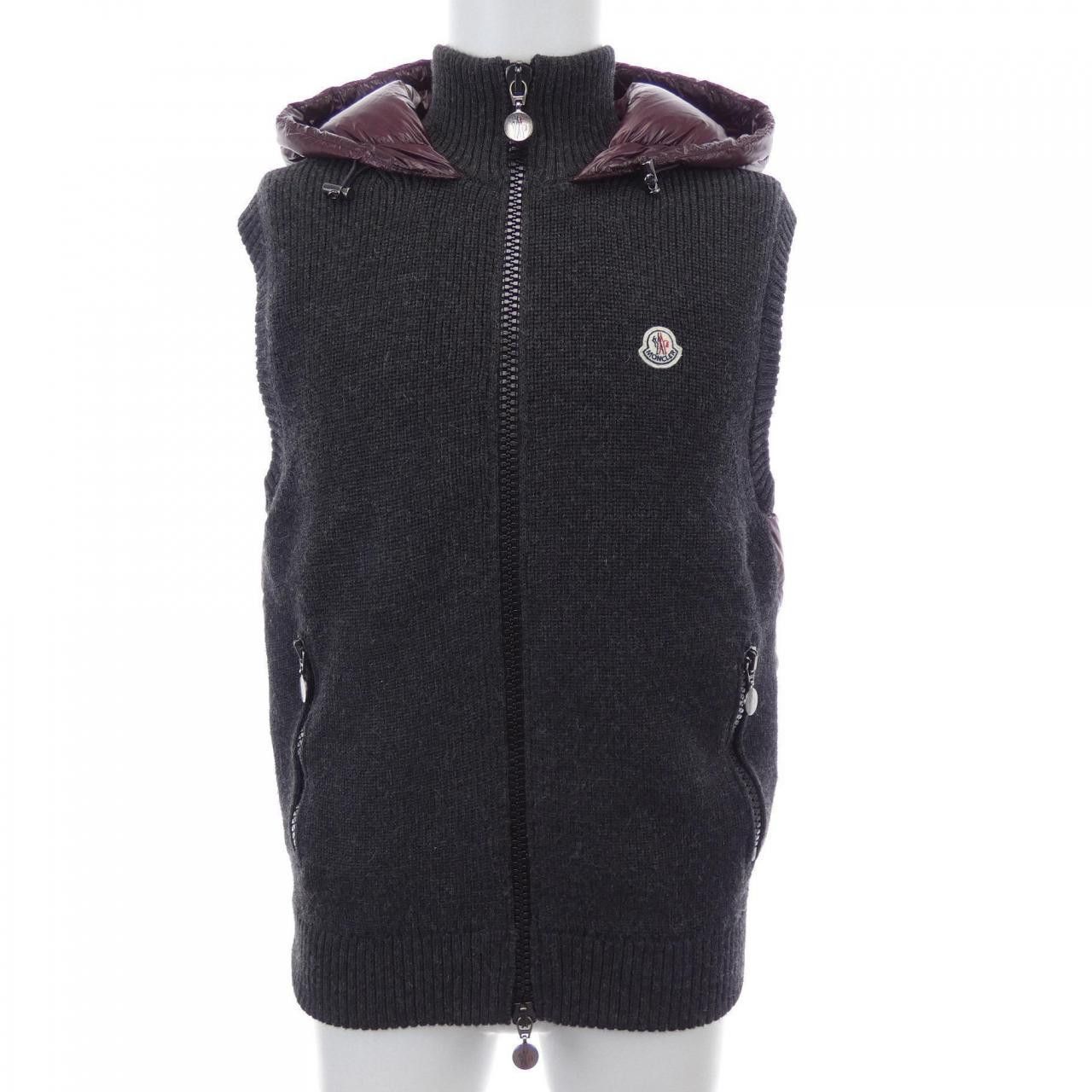 Moncler Moncler Moncler Down Vest Textile Outerwear 20919436800 DUTY FREE for USA Size ONE SIZE - 1 Thumbnail
