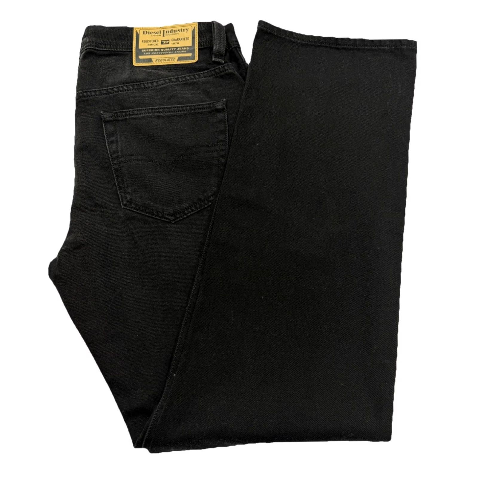 Diesel Diesel Markee Men’s Black Straight Fit Jeans 33 Regular Inseam 32 Size US 33 - 2 Thumbnail