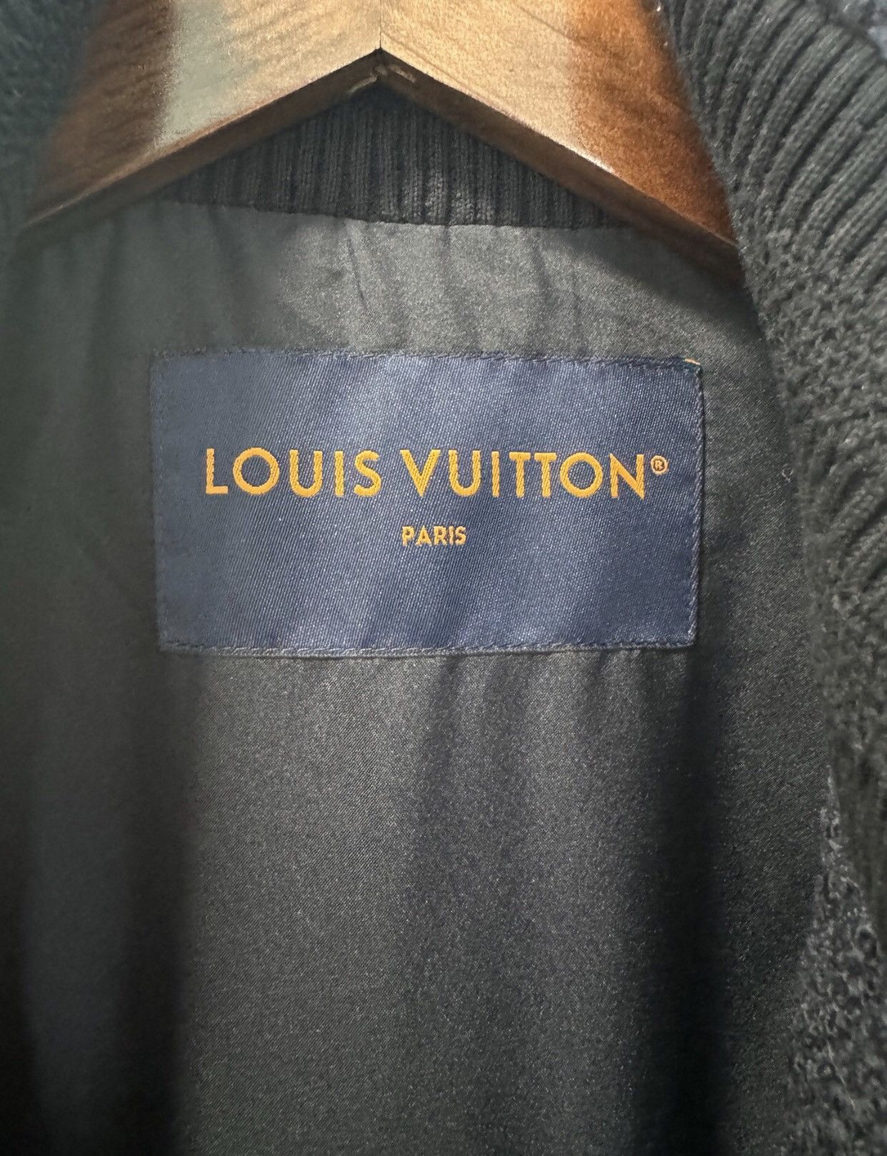 Louis Vuitton LOUIS VUITTON Teddy Circle Short Coat2412-Nextarrow Size US M / EU 48-50 / 2 - 4 Thumbnail