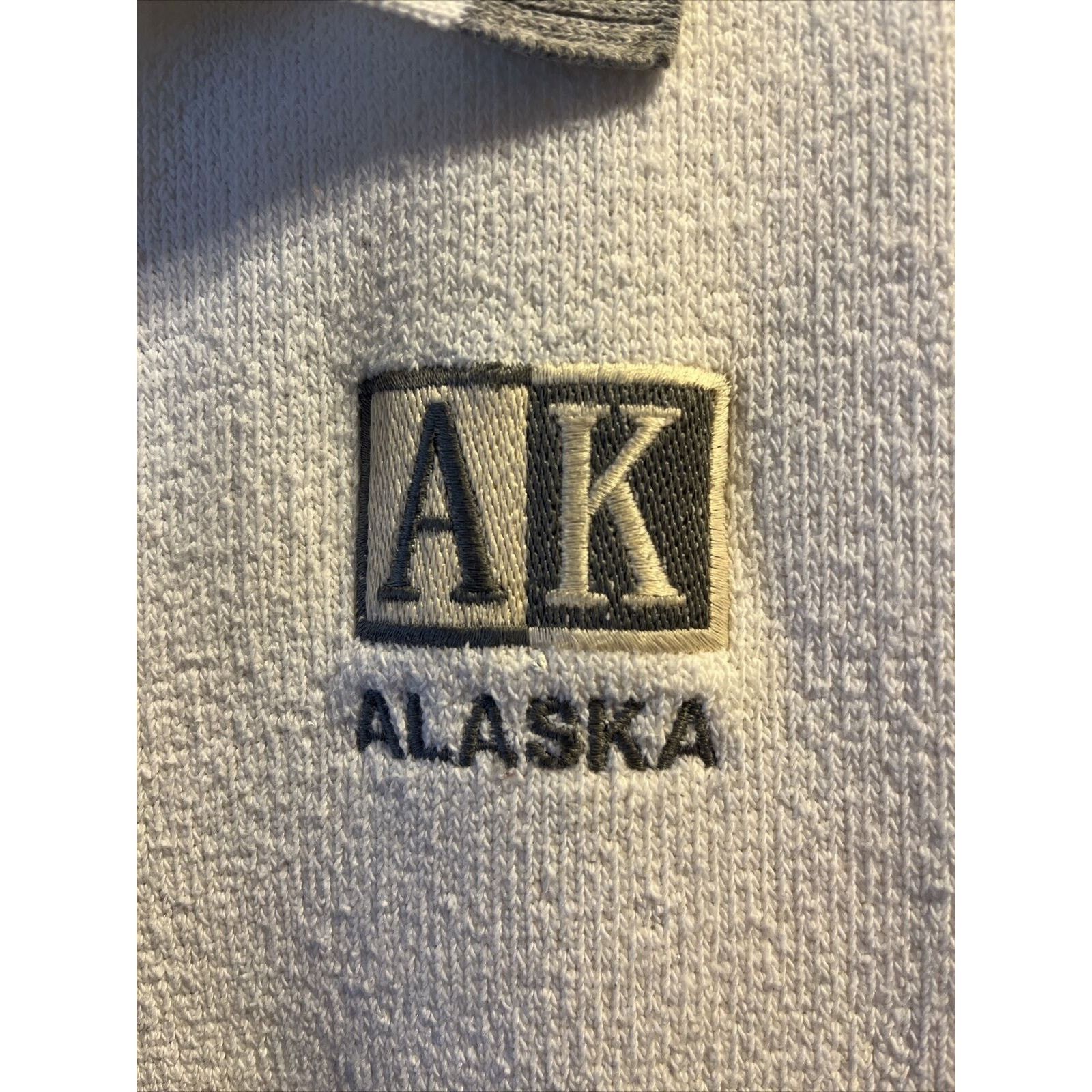 Other Renegade Club Vintage Men’s XL White LS Cotton Blend Sweater Size US XL / EU 56 / 4 - 5 Thumbnail