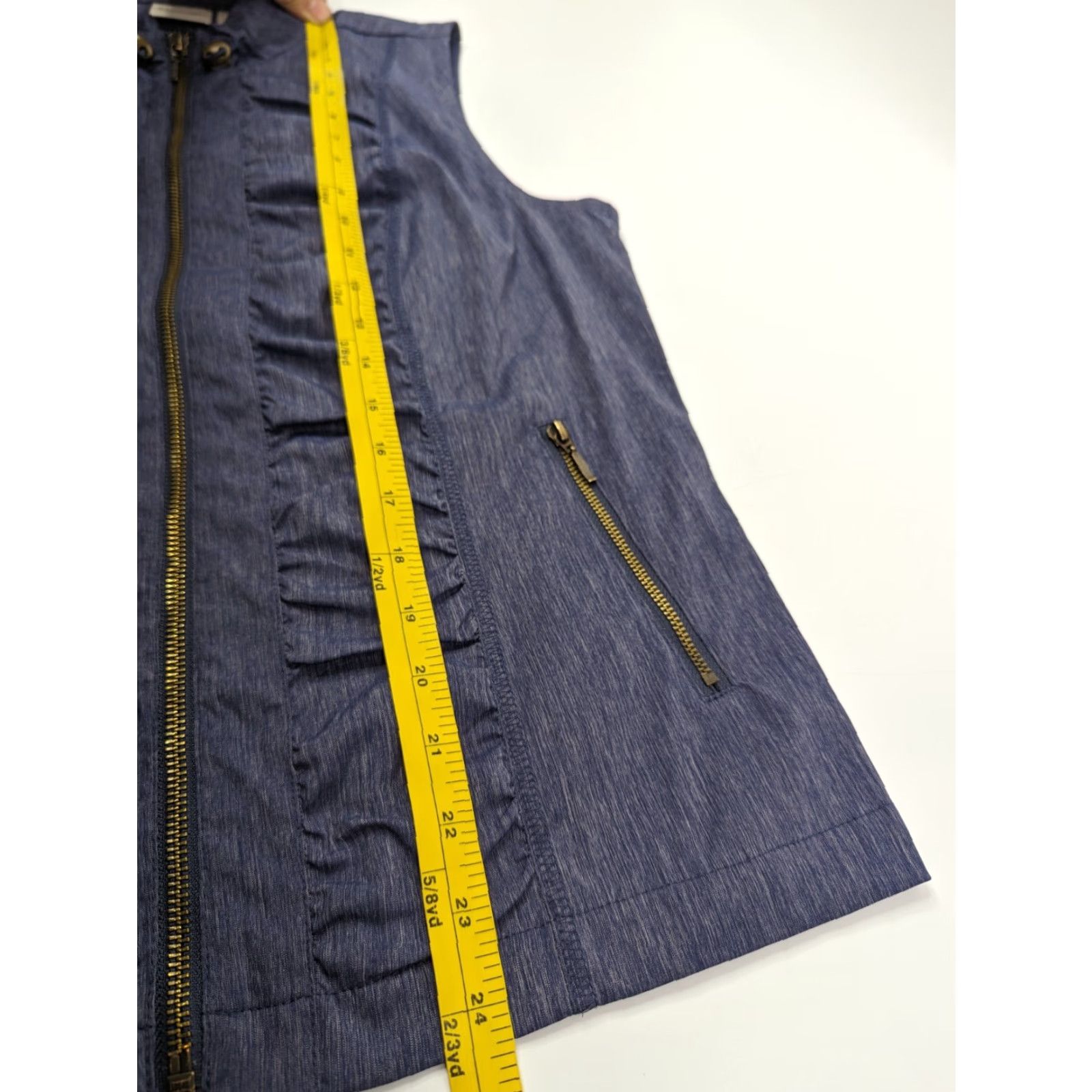 Vintage Chico's Vest Womens Size 0 DENIM NEEMA Zenergy Indigo Ruched Zip Front Pockets Casual Size XS / US 0-2 / IT 36-38 - 6 Thumbnail