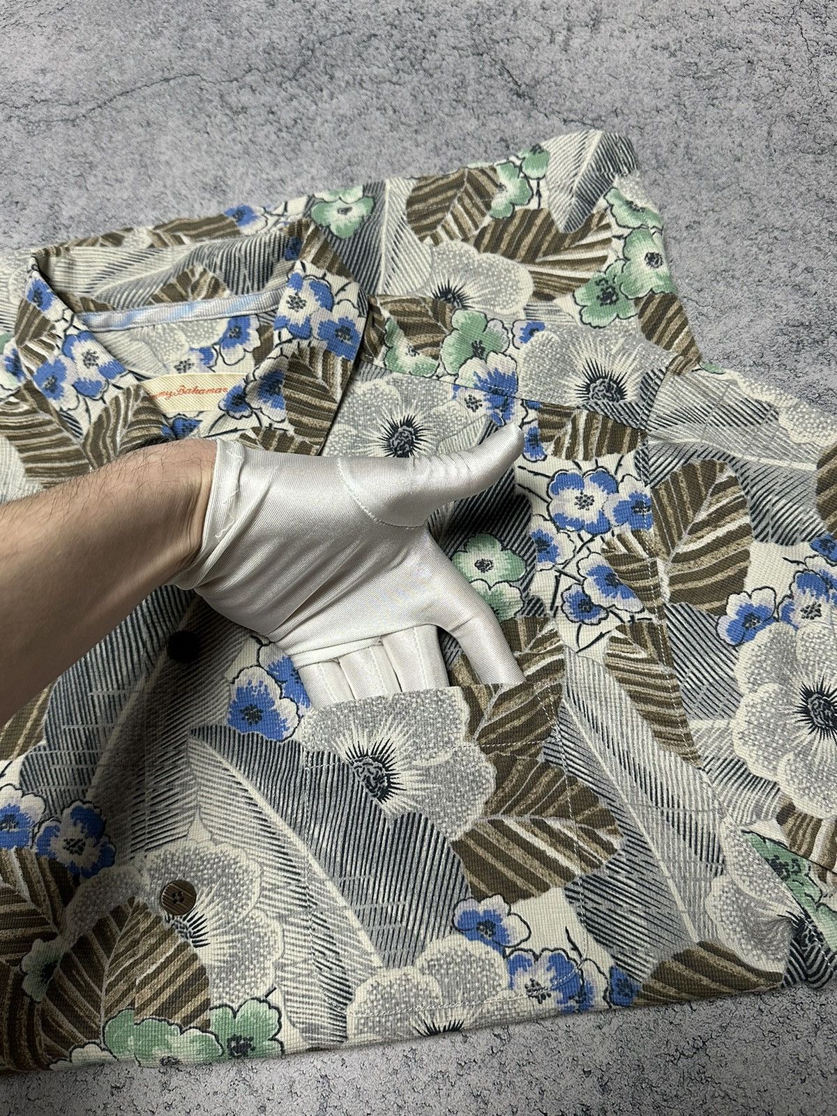 Tommy Bahama Tommy Bahama 100% Silk Hawaiian Shirt Size US M / EU 48-50 / 2 - 8 Thumbnail