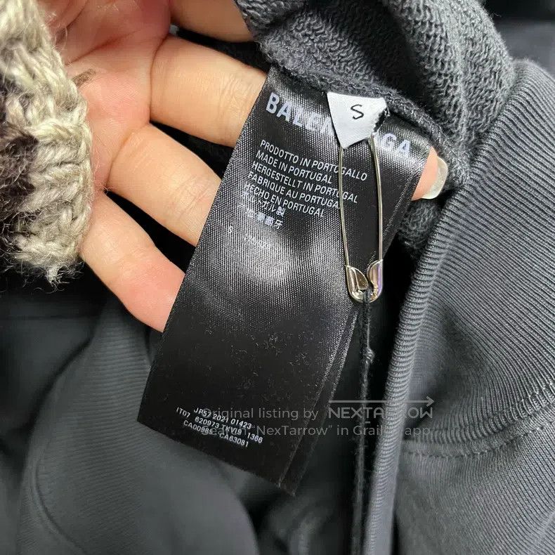 Balenciaga Balenciaga Grey logo print pullover hooded long sleeve swe Size US S / EU 44-46 / 1 - 4 Thumbnail