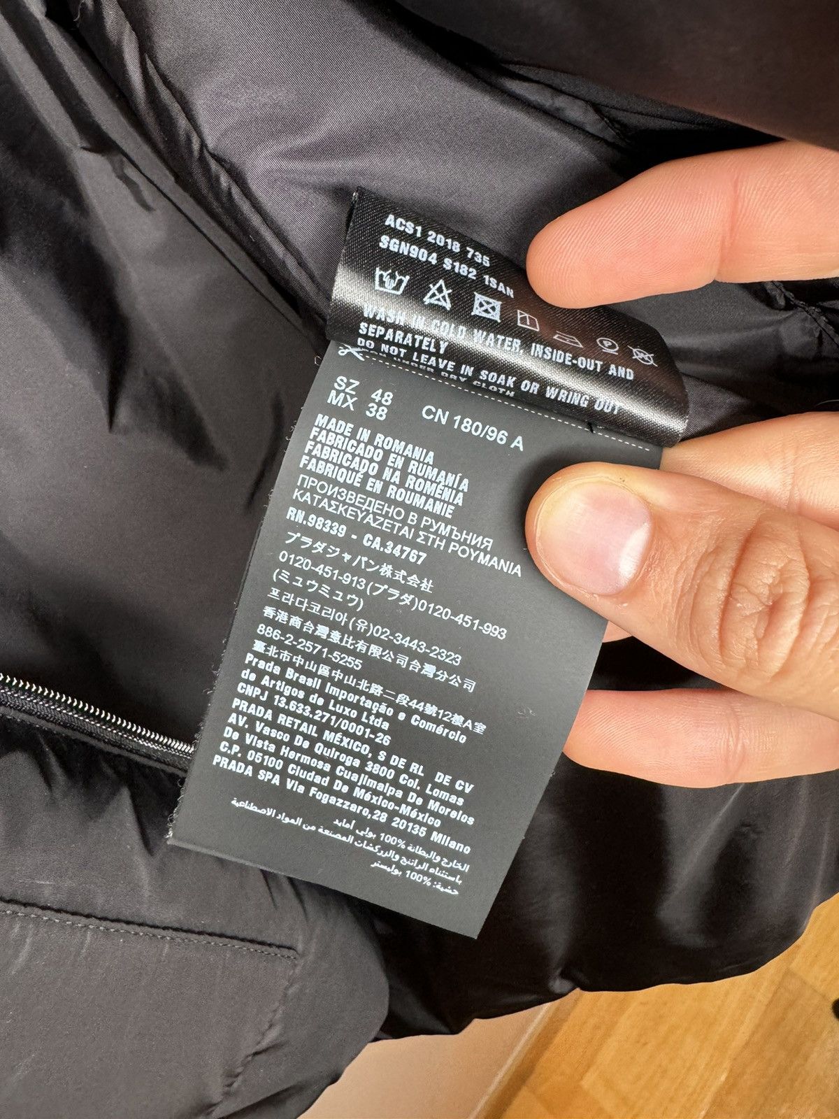 Prada Prada Gabardine Padded Puffer Jacket Size US M / EU 48-50 / 2 - 4 Thumbnail
