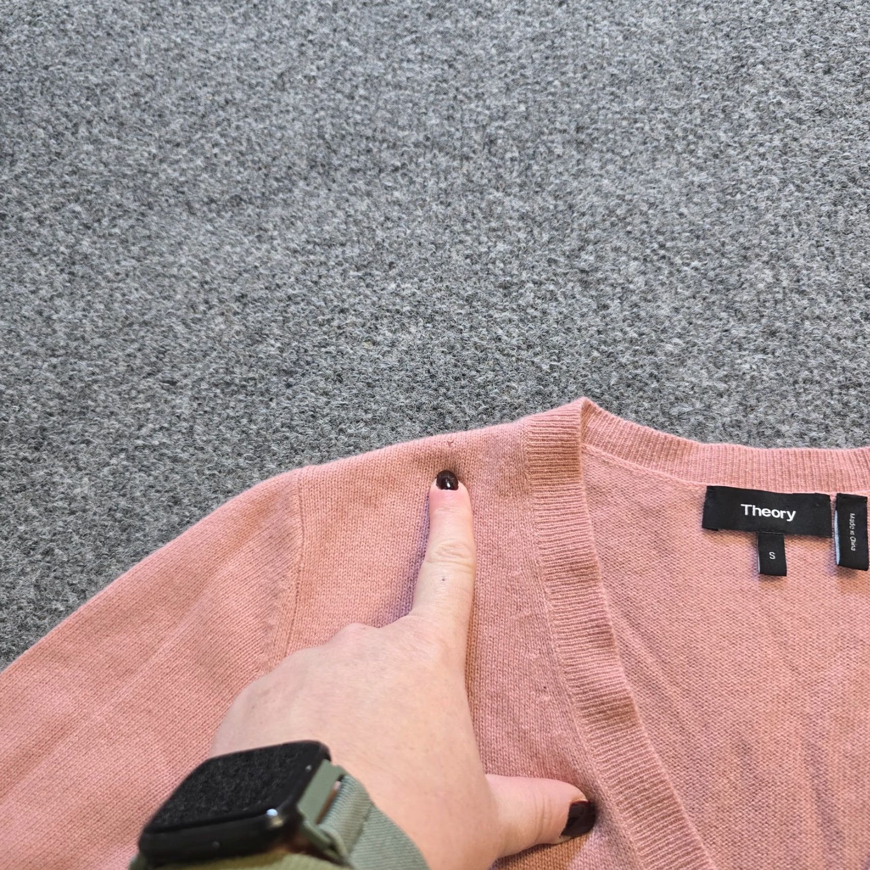 Theory Theory Sweater Women Size S Pink Cashmere Long Sleeve V-Neck Capsule Casual Pullover Regular Knit Winter Fall Size S / US 4 / IT 40 - 5 Thumbnail