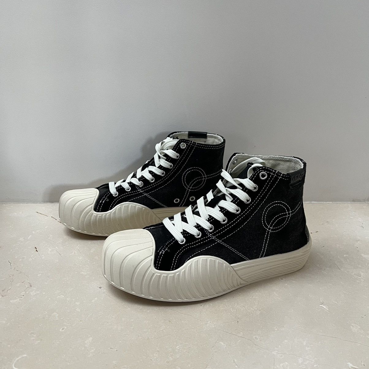 image of Oree New York Orée New York 1917 High Top Sneaker "smoke Grey" in Black, Men's (Size 8)