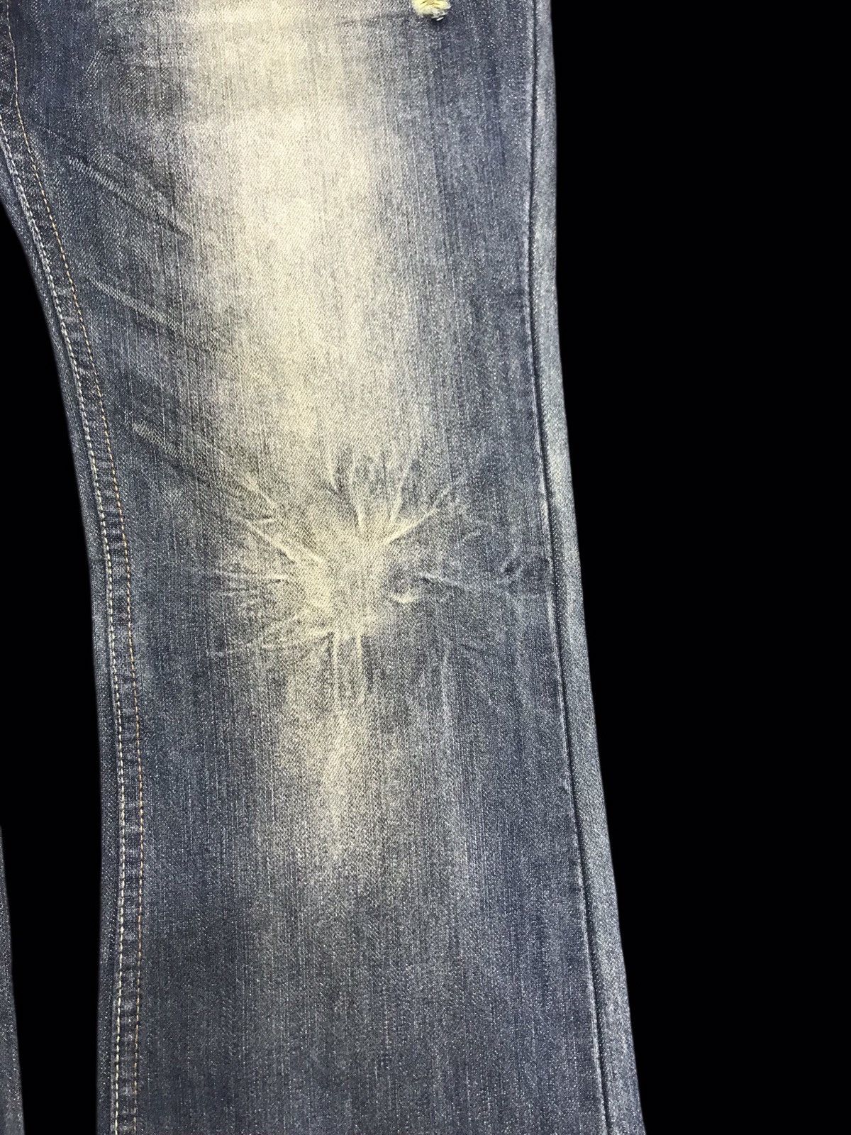 Japanese Brand 💥FLARE💥Rare Root Thre Flare Low Rise Distressed Denim F163 Size US 35 - 6 Thumbnail