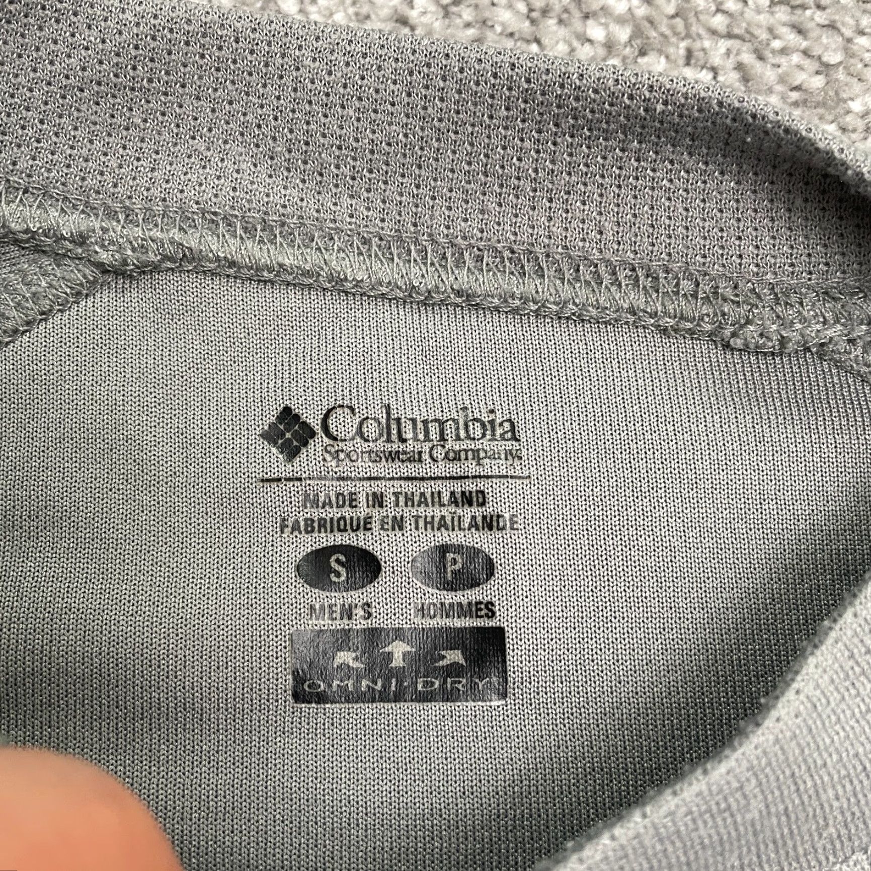 Vintage Columbia Omni Dry T-Shirt Mens Small Gray Crew Neck Long Sleeve Raglan Sleeve Logo Basic Sports Activewear Shirt Mens Regular Size S Gray Size US S / EU 44-46 / 1 - 4 Thumbnail
