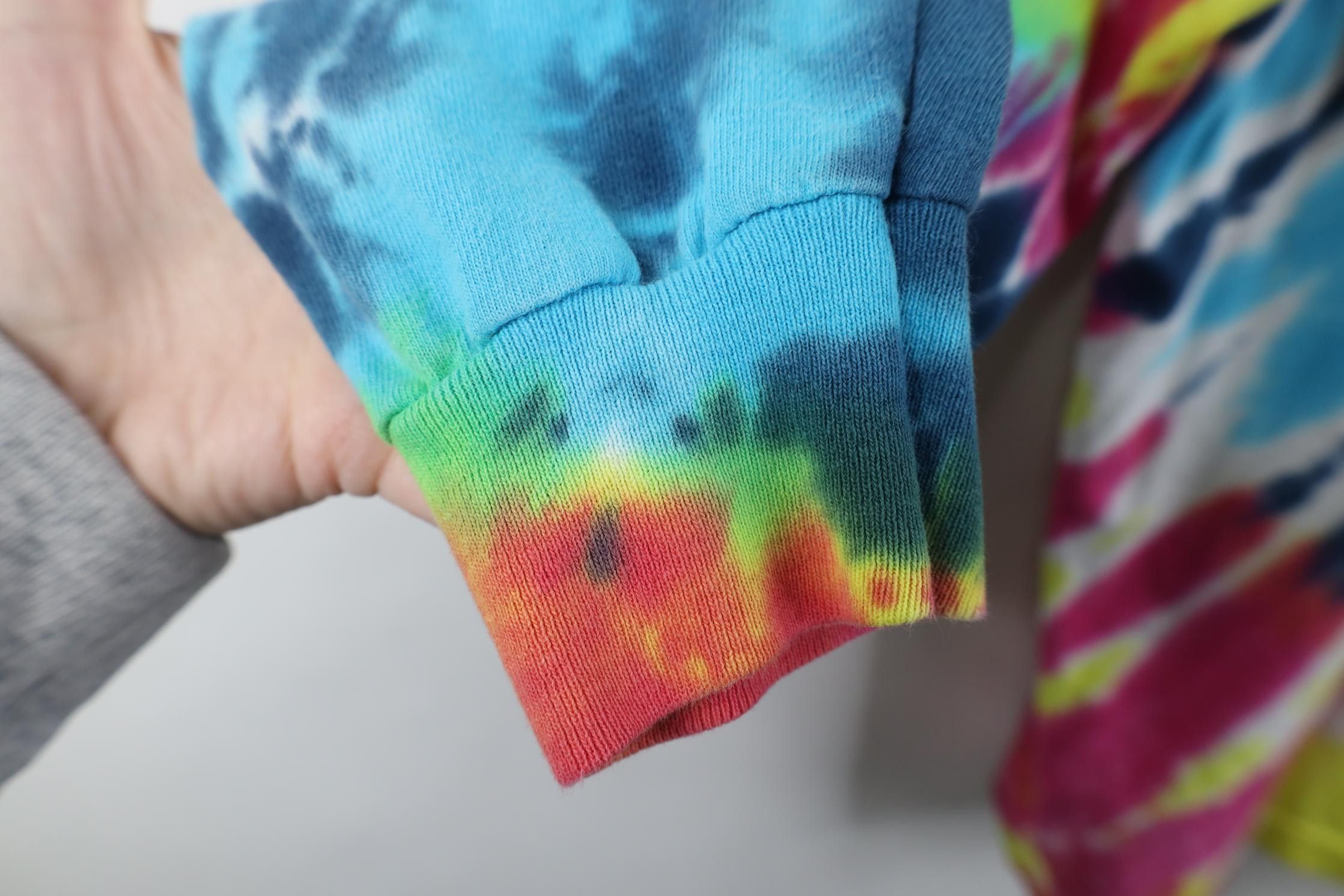 Vintage Vintage 90s Streetwear Ride Free Rainbow Tie Dye T-Shirt Size US XL / EU 56 / 4 - 7 Thumbnail