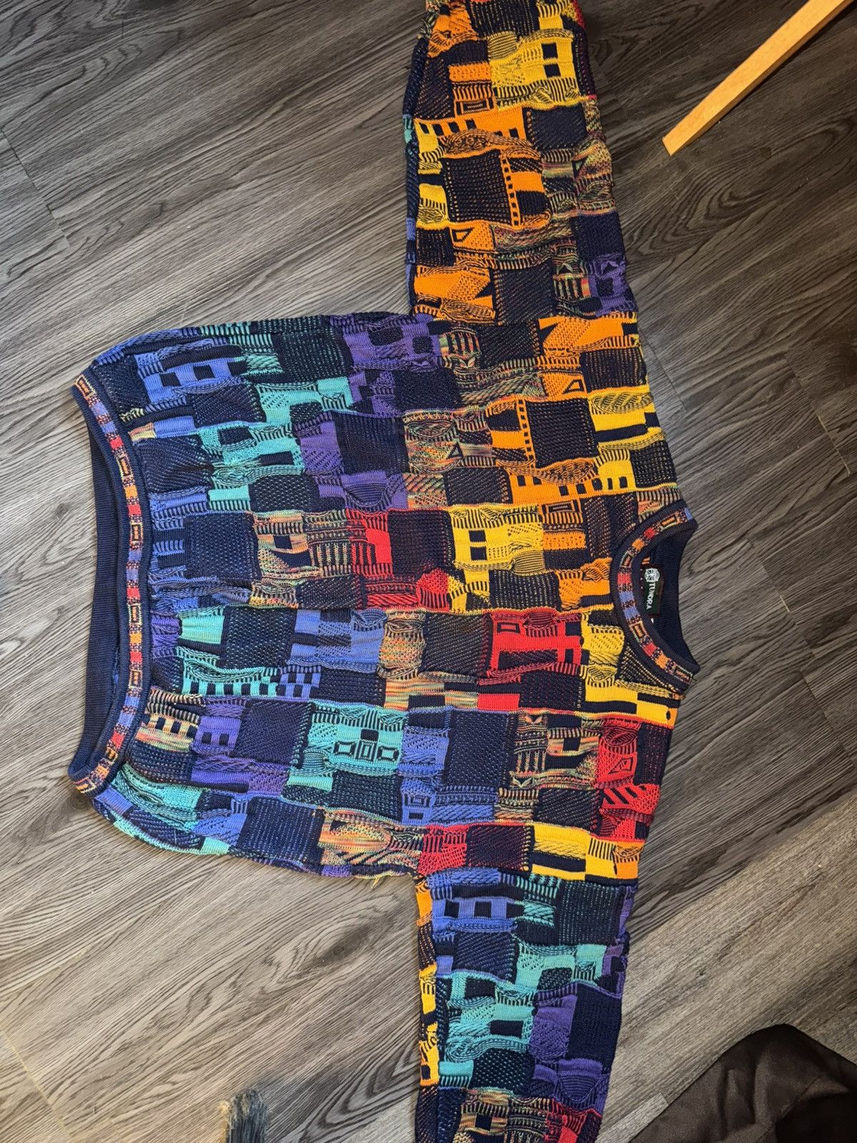 Tundra Canada Vintage Tundra Coogi sweater Size US L / EU 52-54 / 3 - 6 Thumbnail