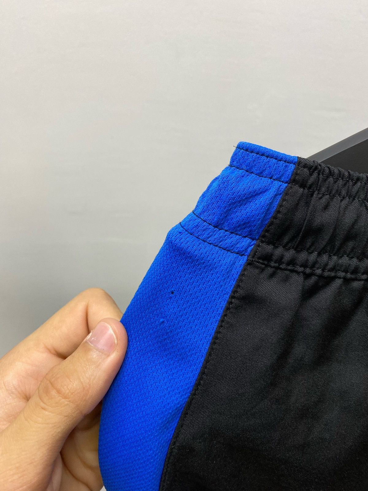 Nike × Vintage Vintage Y2K Nike Manchester United Football Soccer Shorts Size US 30 / EU 46 - 16 Thumbnail