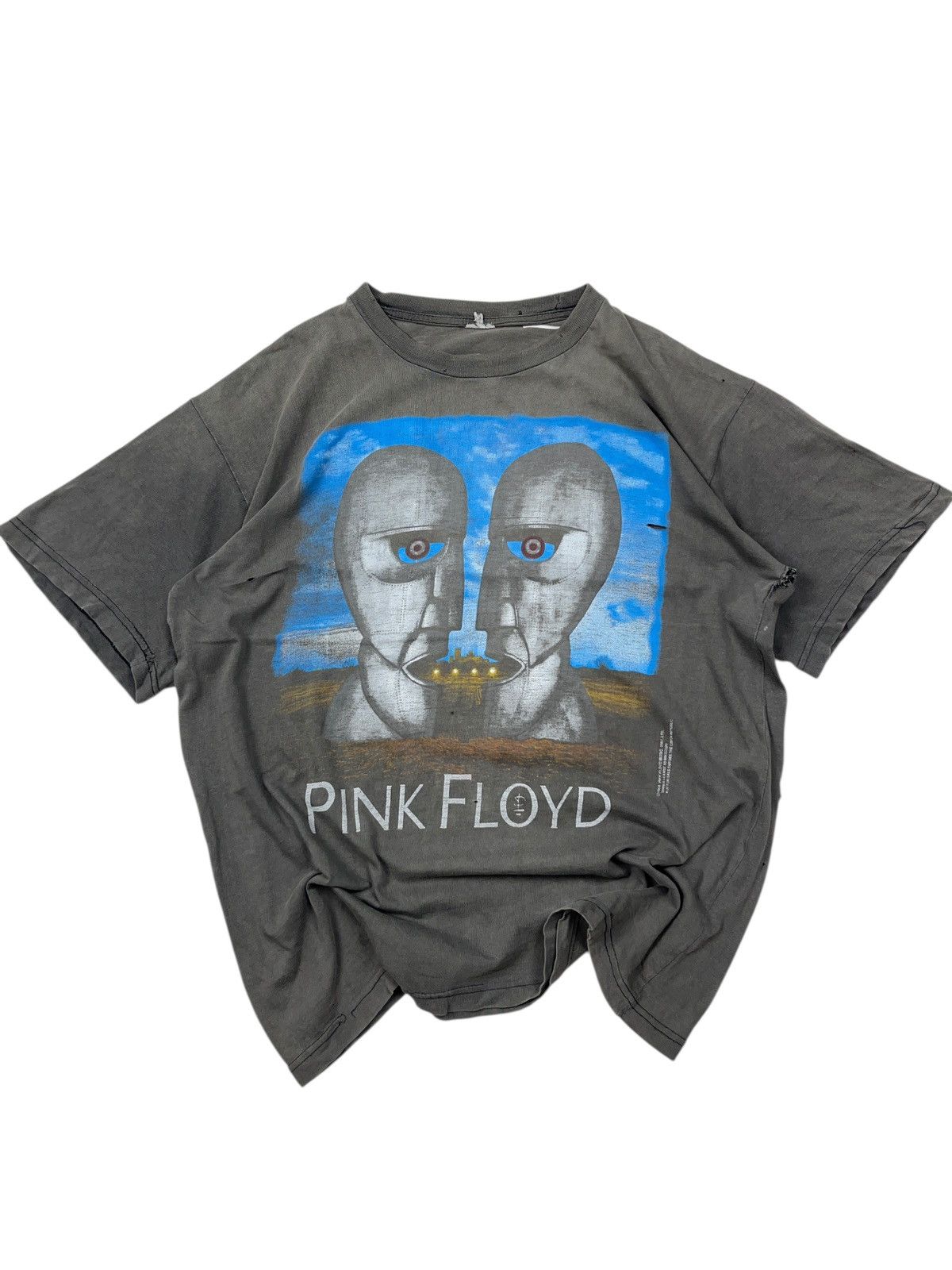 Pink Floyd Vintage 1994 Pink Floyd The Division Bell Distressed T-shirt Size US L / EU 52-54 / 3 - 22 Thumbnail