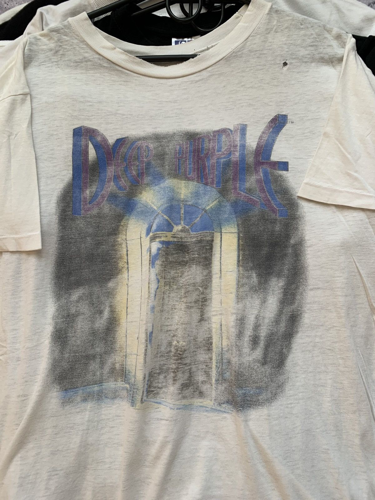 Band Tees 🔥TRASHED DEEP PURPLE THE HOUSE OF BLUE LIGHT 1987 TOUR TEE Size US XL / EU 56 / 4 - 2 Thumbnail