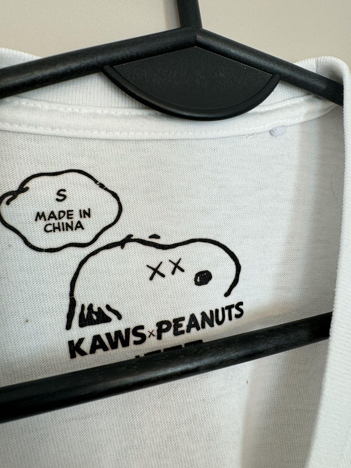 Kaws × Peanuts × Uniqlo Kaws x Peanuts x Uniqlo t shirt white rare vintage Japanese Size US S / EU 44-46 / 1 - 3 Thumbnail