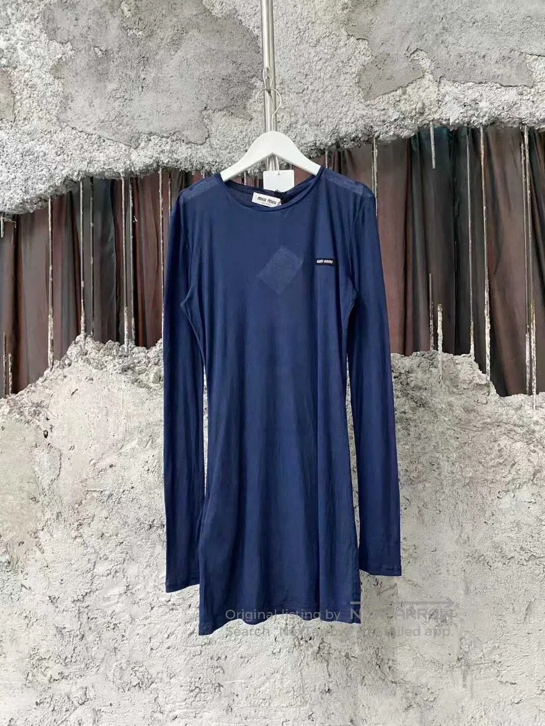 Miu Miu miumiu navy blue long sleeve fitted top. Size M / US 6-8 / IT 42-44 - 1 Thumbnail