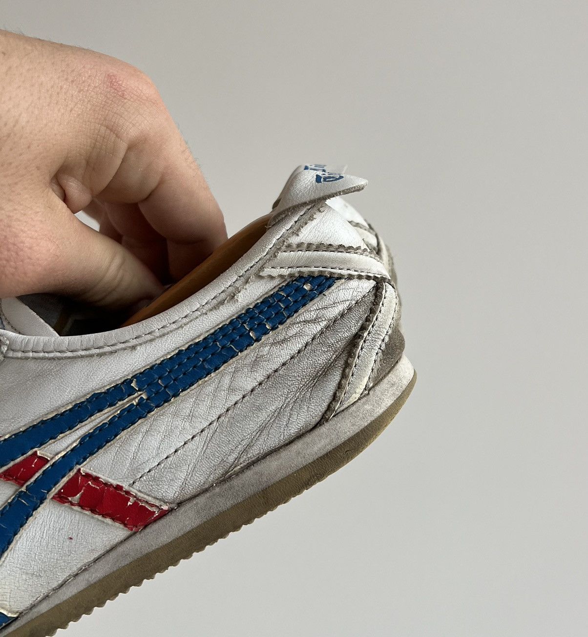 Asics × Vintage Vintage Asics Onitsuka Tiger Leather Sneakers Size US 9 / IT 39 - 6 Thumbnail