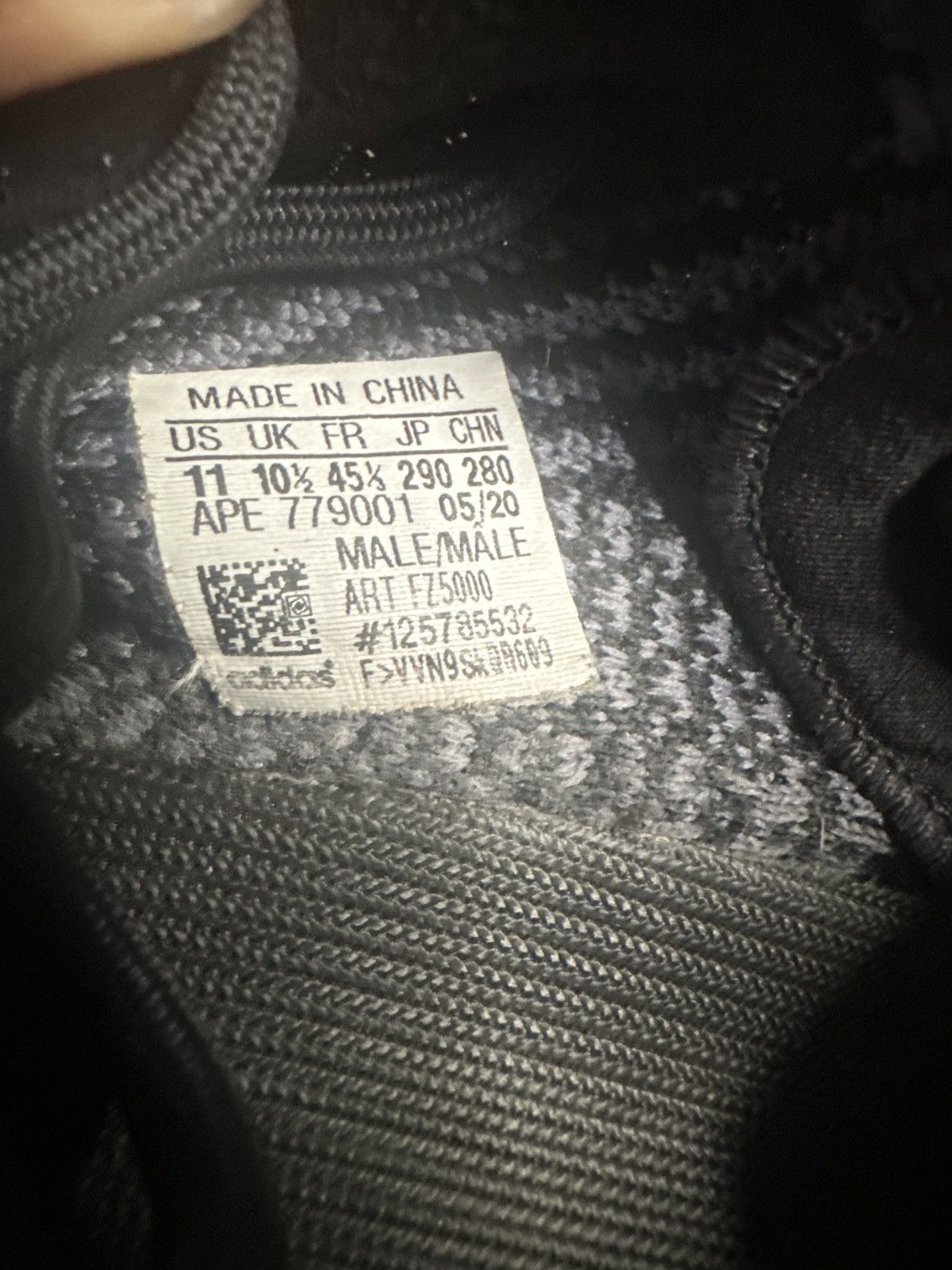 Yeezy Yeezy Boost 350 V2 ‘Carbon’ Mens Size US 11 / EU 44 - 6 Thumbnail