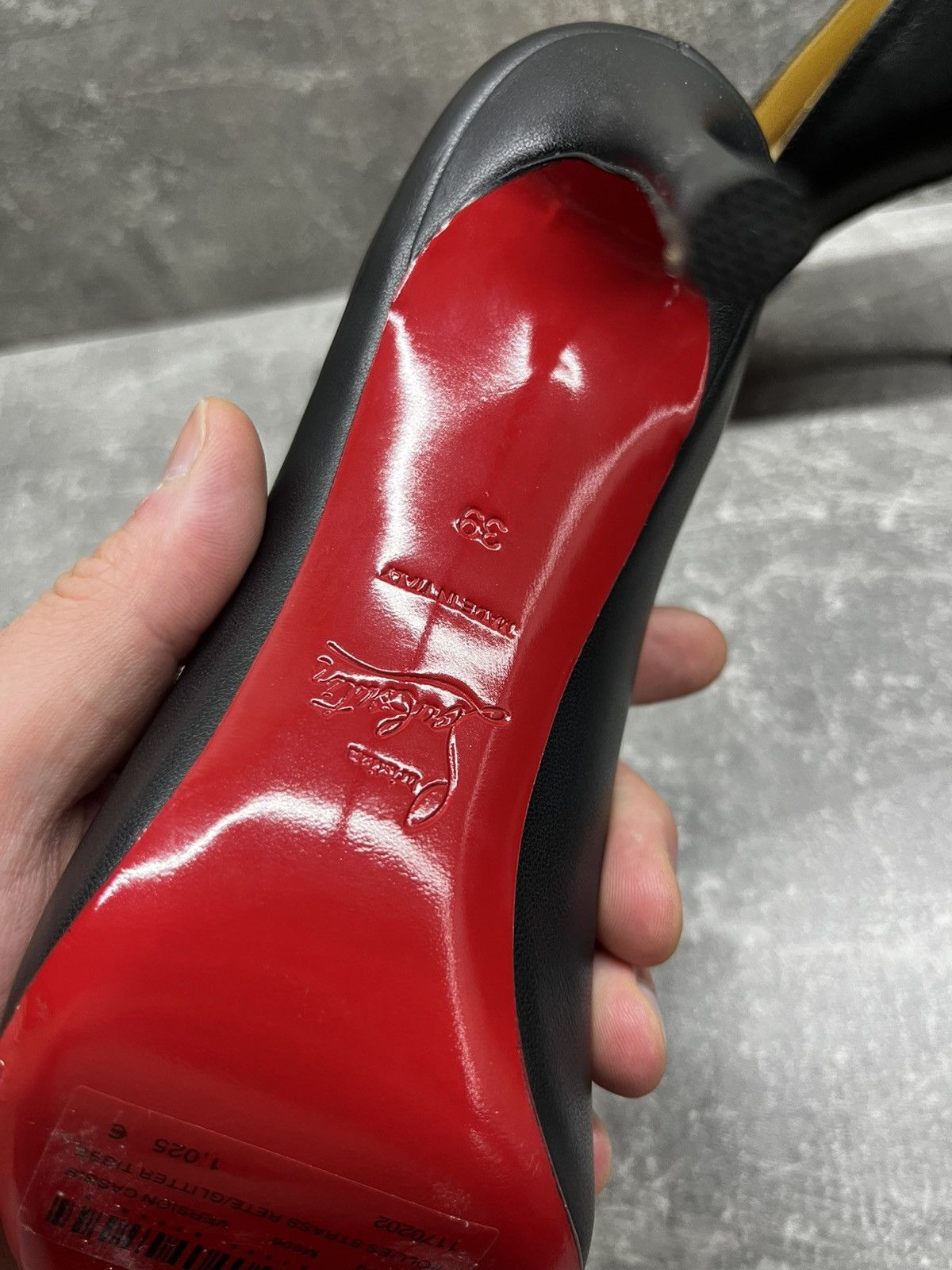 Christian Louboutin christian louboutin size 39 Size US 9 / IT 39 - 7 Thumbnail