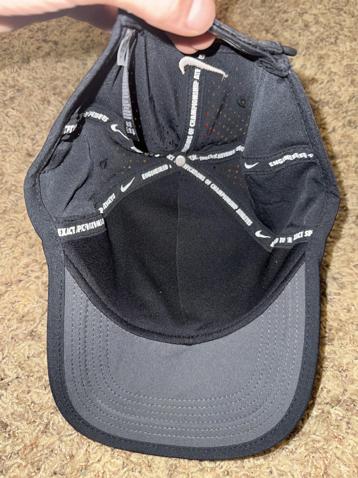 Nike Nike Golf Tiger Woods Embroidered Logo Dark Blue Aerobill Hat Size ONE SIZE - 7 Thumbnail