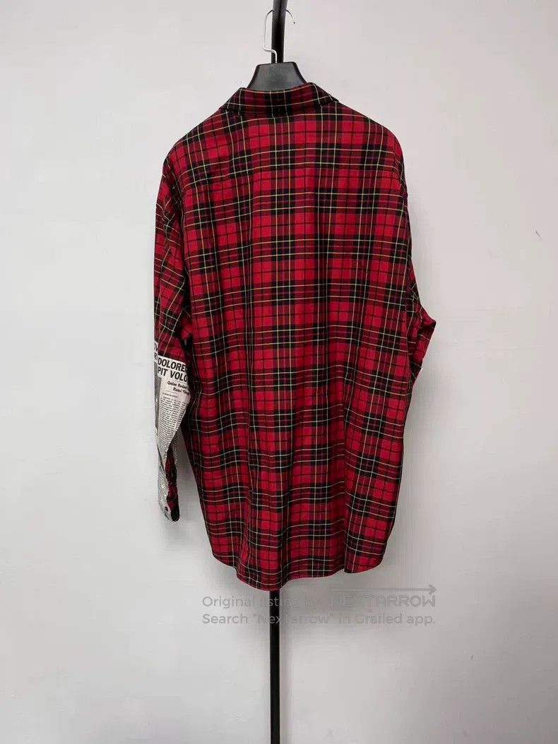 Balenciaga Balenciaga size 38 Plaid Shirt Poster Show Newspaper Sleev Size US S / EU 44-46 / 1 - 2 Thumbnail