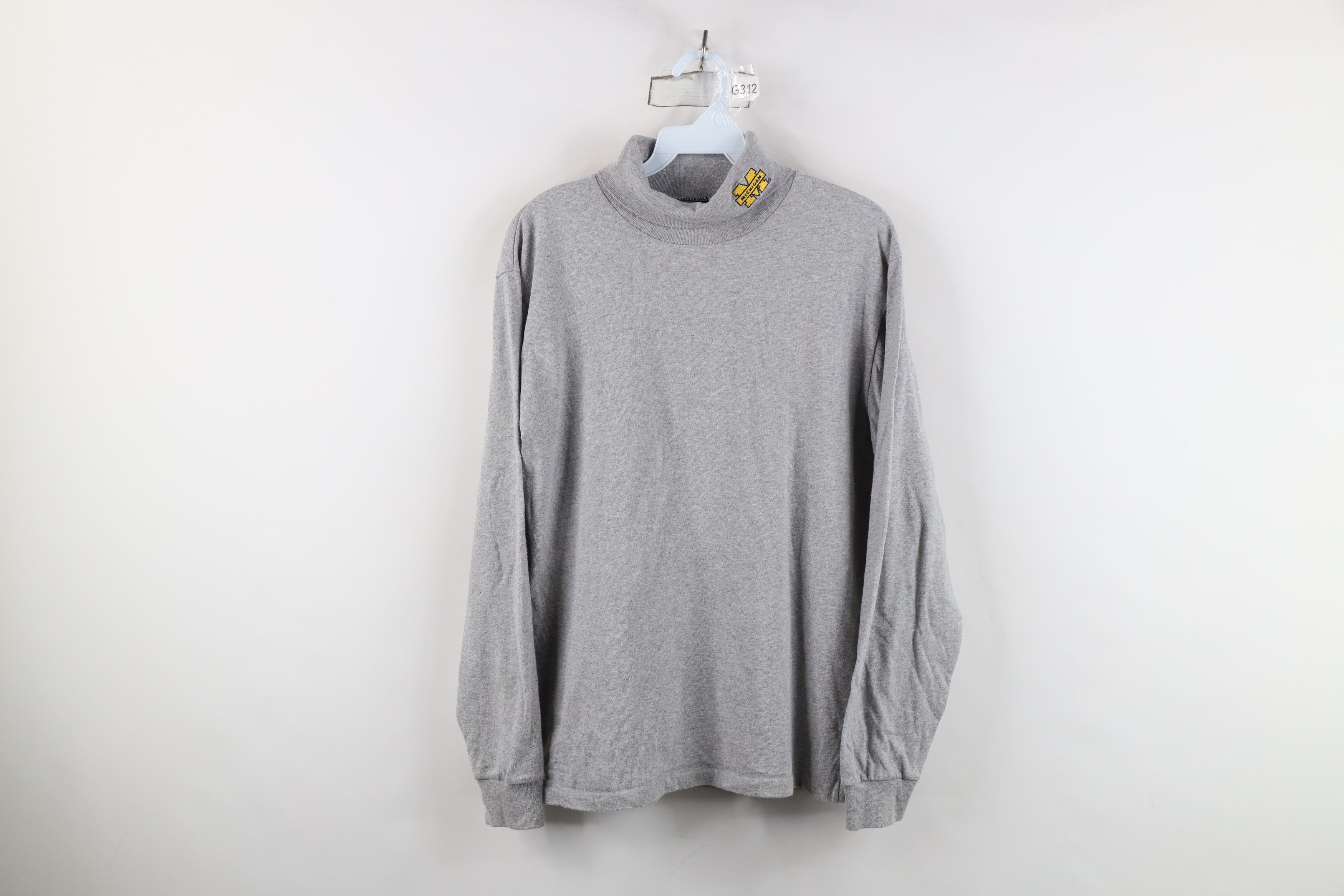 Vintage Vintage 90s University of Michigan Turtleneck T-Shirt USA Size M / US 6-8 / IT 42-44 - 1 Thumbnail