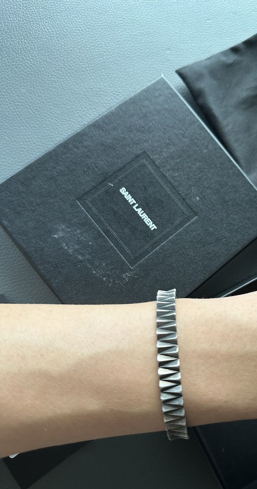 Saint Laurent Paris × Yves Saint Laurent Runway Brass Metal Saint Laurent Bracelet Limited Edition Size ONE SIZE - 8 Thumbnail