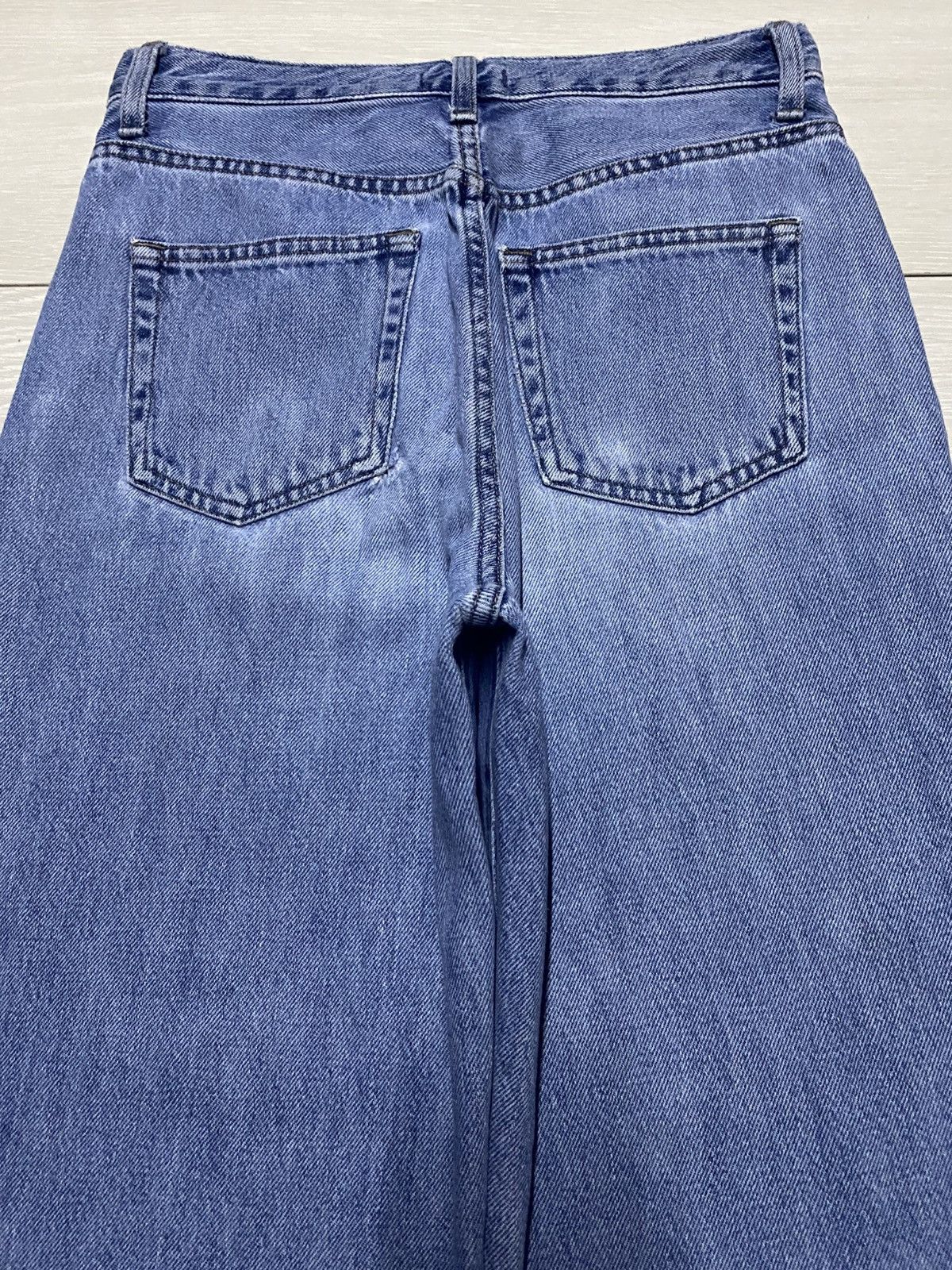 Uniqlo Vintage Uniqlo Light Wash Baggy Jeans Size US 27 - 4 Thumbnail
