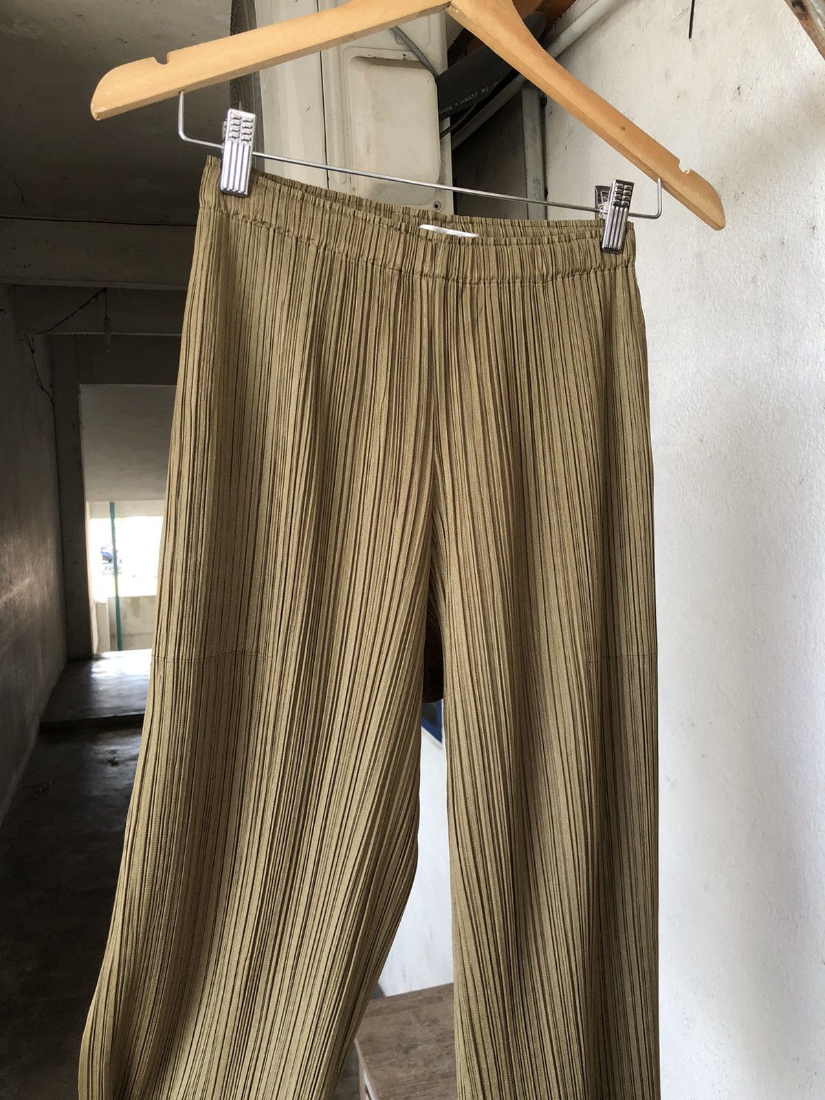 Pleats Please Issey Miyake Pleats Pleas Issey Miyake Pants Size 28" / US 6 / IT 42 - 7 Thumbnail