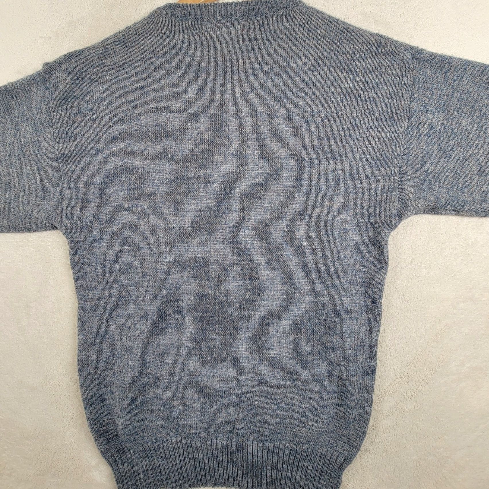 Vintage VINTAGE Threds Sweater Cardigan V-Neck Argyle Diamond Pattern Men M Blue Gray 90s Preppy Classic All Seasons Size US M / EU 48-50 / 2 - 3 Thumbnail