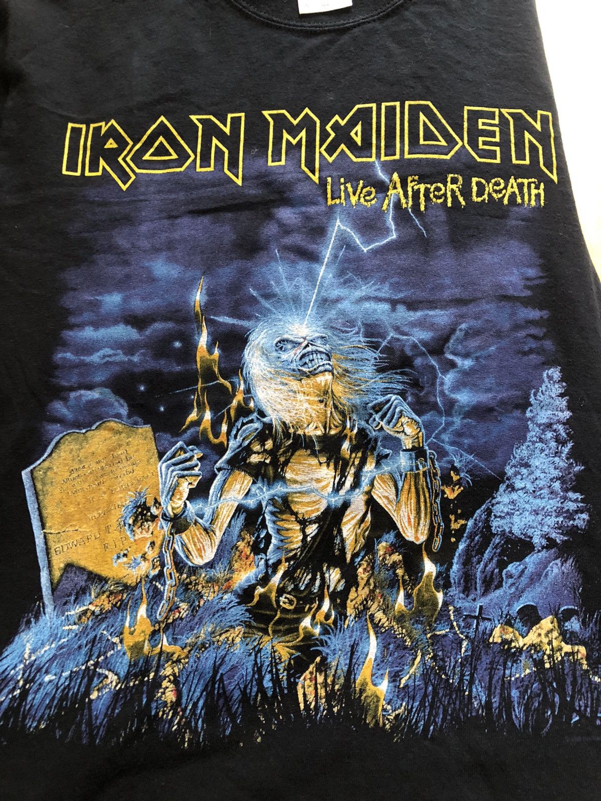 Band Tees IRON MAIDEN LIFE AFTER DEATH VINTAGE ROCK BAND TEE SHIRT Size US S / EU 44-46 / 1 - 4 Thumbnail