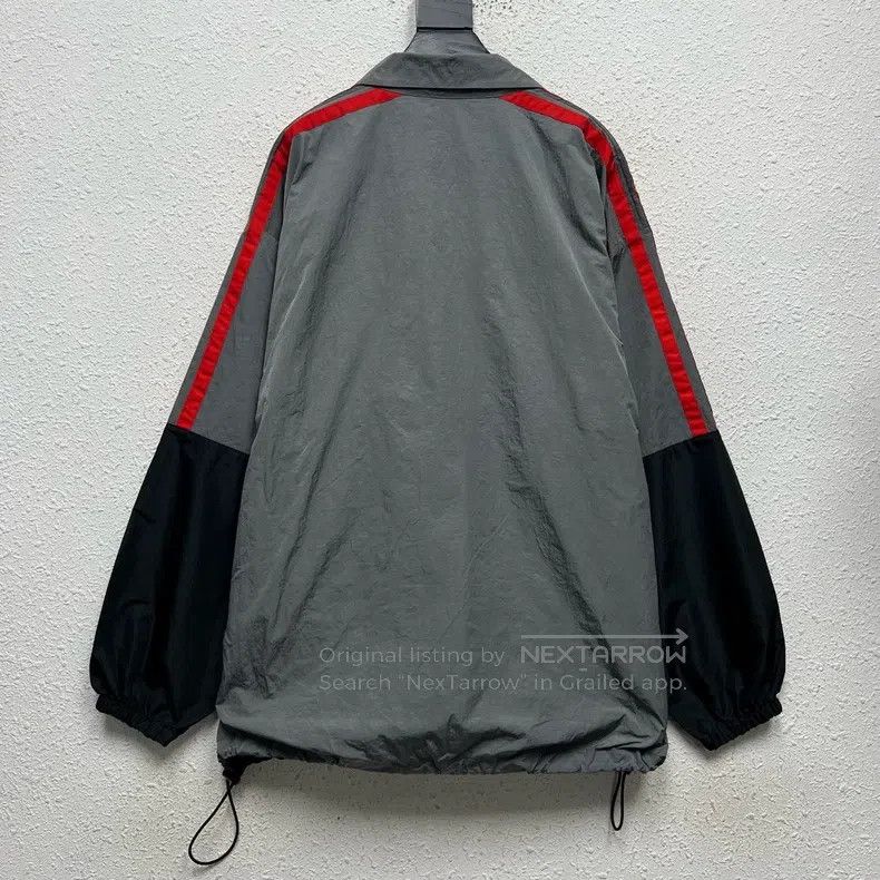 Balenciaga Balenciaga Three Color Patchwork Big Logo Nylon Windbreake Size US S / EU 44-46 / 1 - 2 Thumbnail