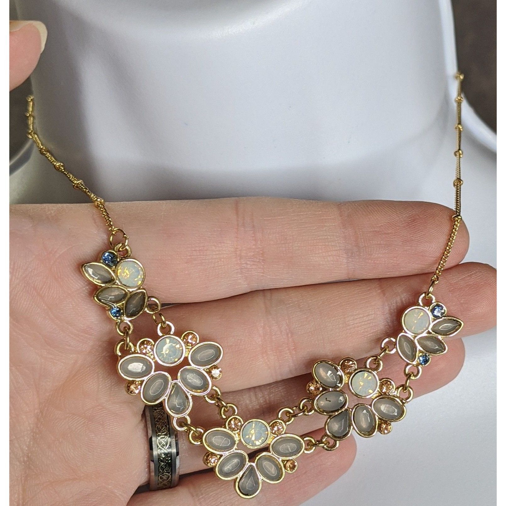 Other Floral Gold Tone Necklace With Faux Opal & Rhinestone Accent Size ONE SIZE - 7 Thumbnail