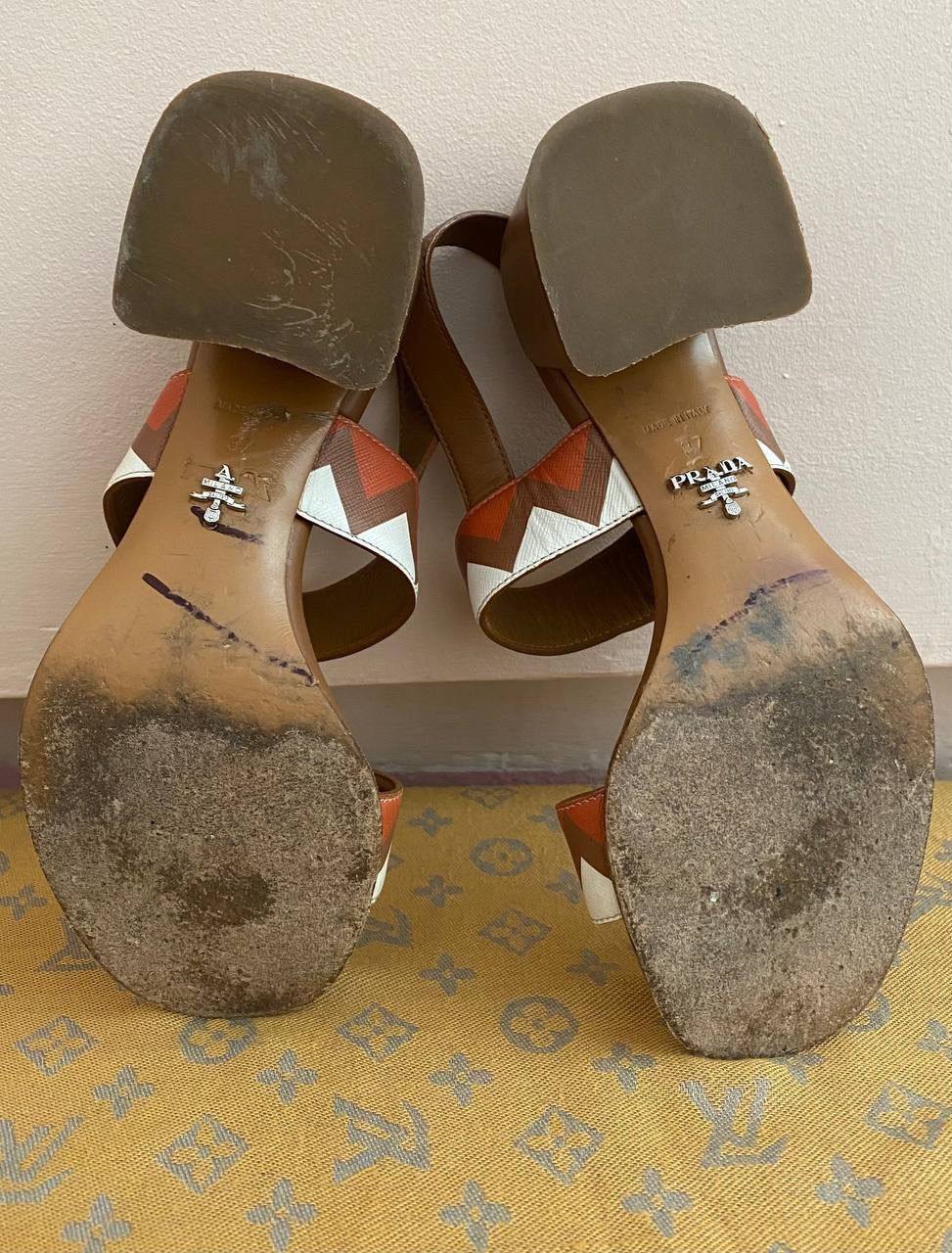 Prada RRP 690$ Prada Greca Slingback Block Heel Sandals Leather Size US 7.5 / IT 37.5 - 10 Thumbnail