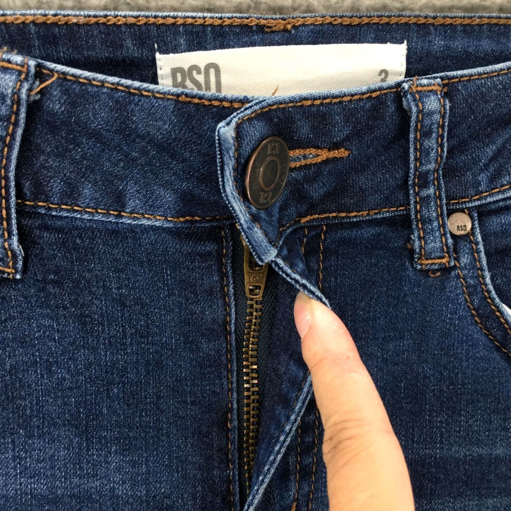 Rsq RSQ Jeans Manhattan High Rise Skinny Jeans Womens 3 Blue Dark Wash Denim Distressed Size 26" / US 2 / IT 38 - 4 Thumbnail