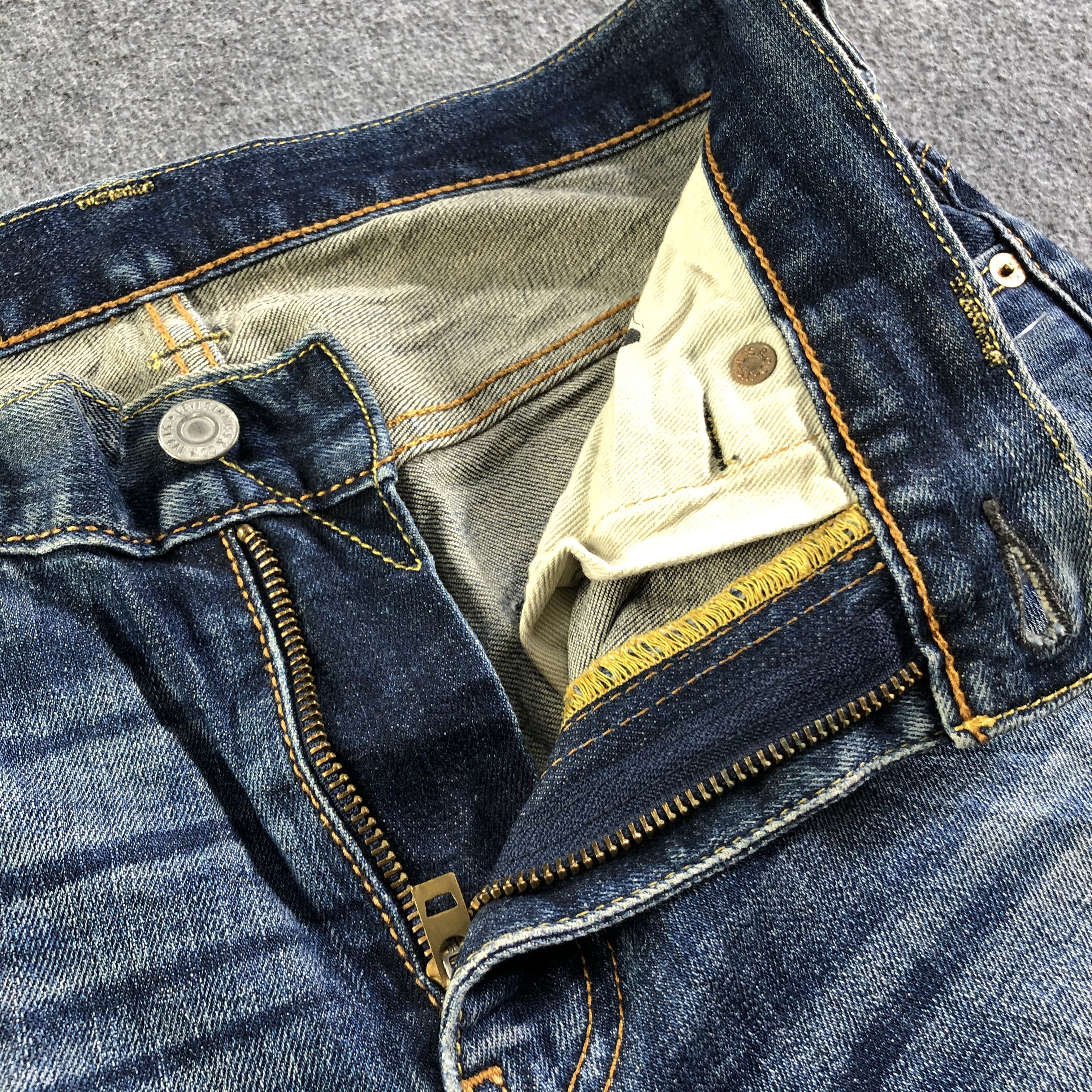 Levi's Vintage Blue Wash Levis 551 Jeans-J3824 Size US 30 / EU 46 - 10 Thumbnail